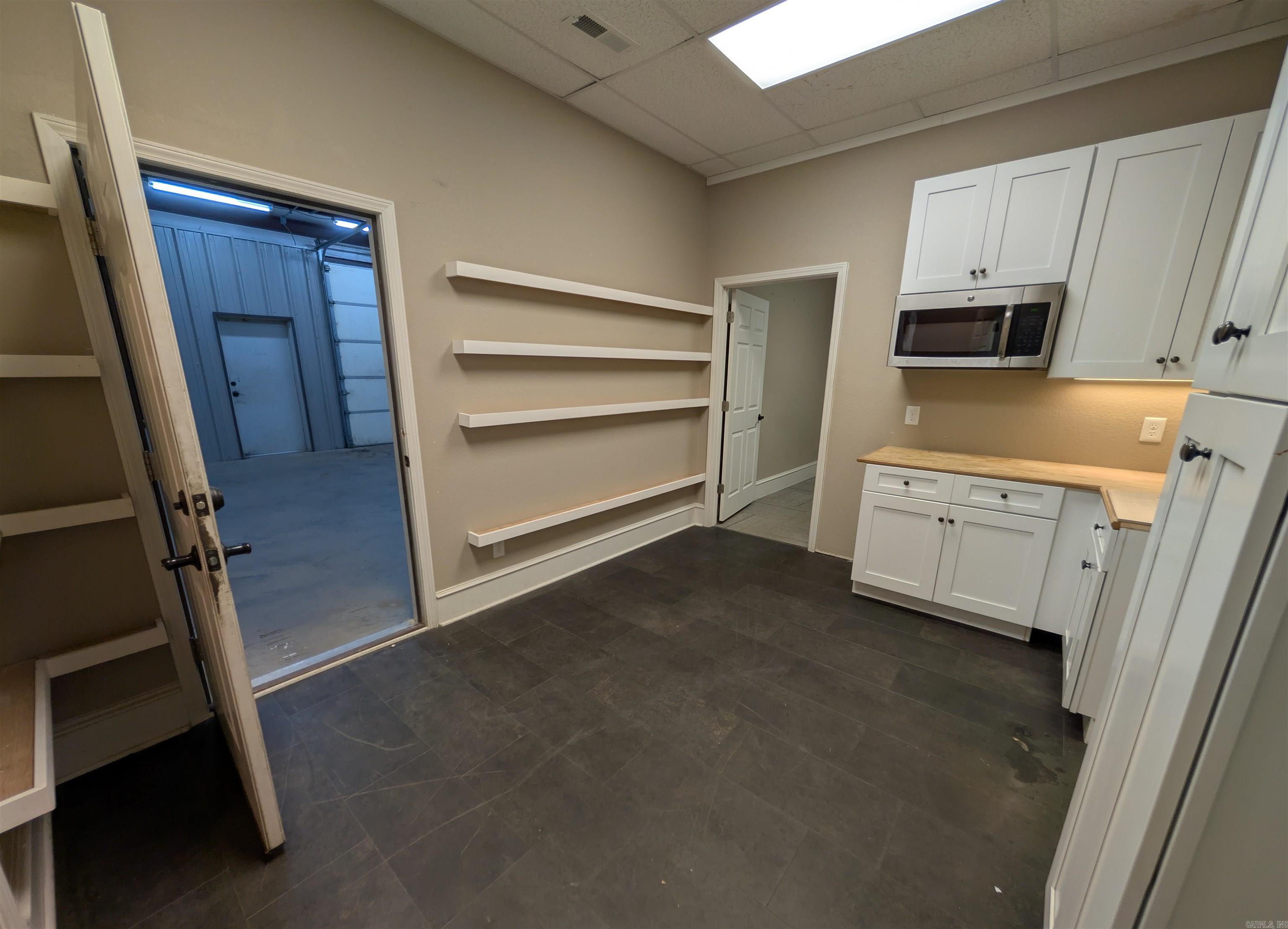 1631 E Beebe Capps  Searcy, AR