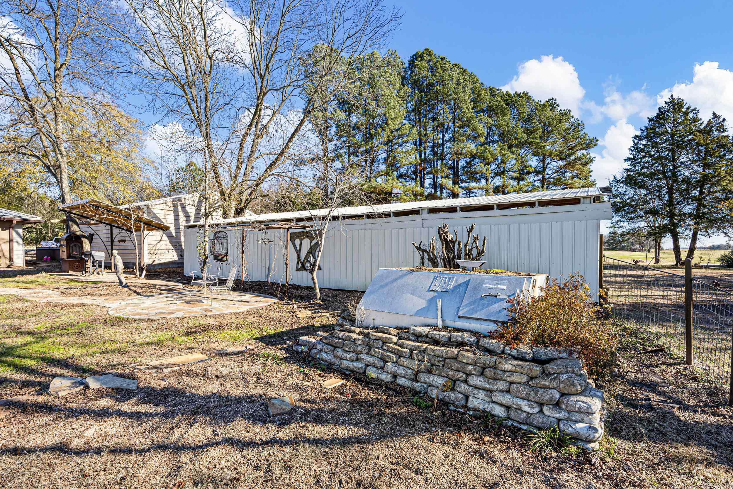 2075 Center Valley  Russellville, AR