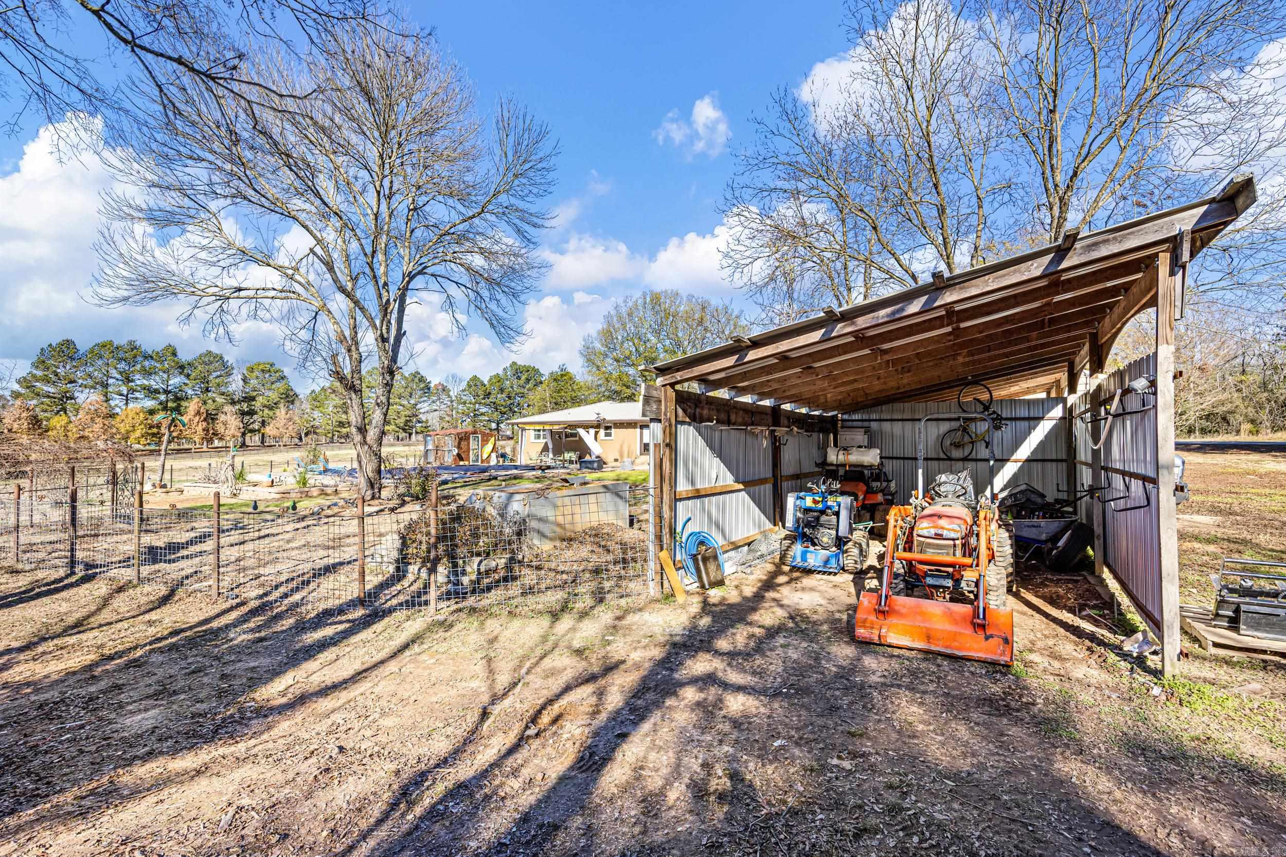 2075 Center Valley  Russellville, AR