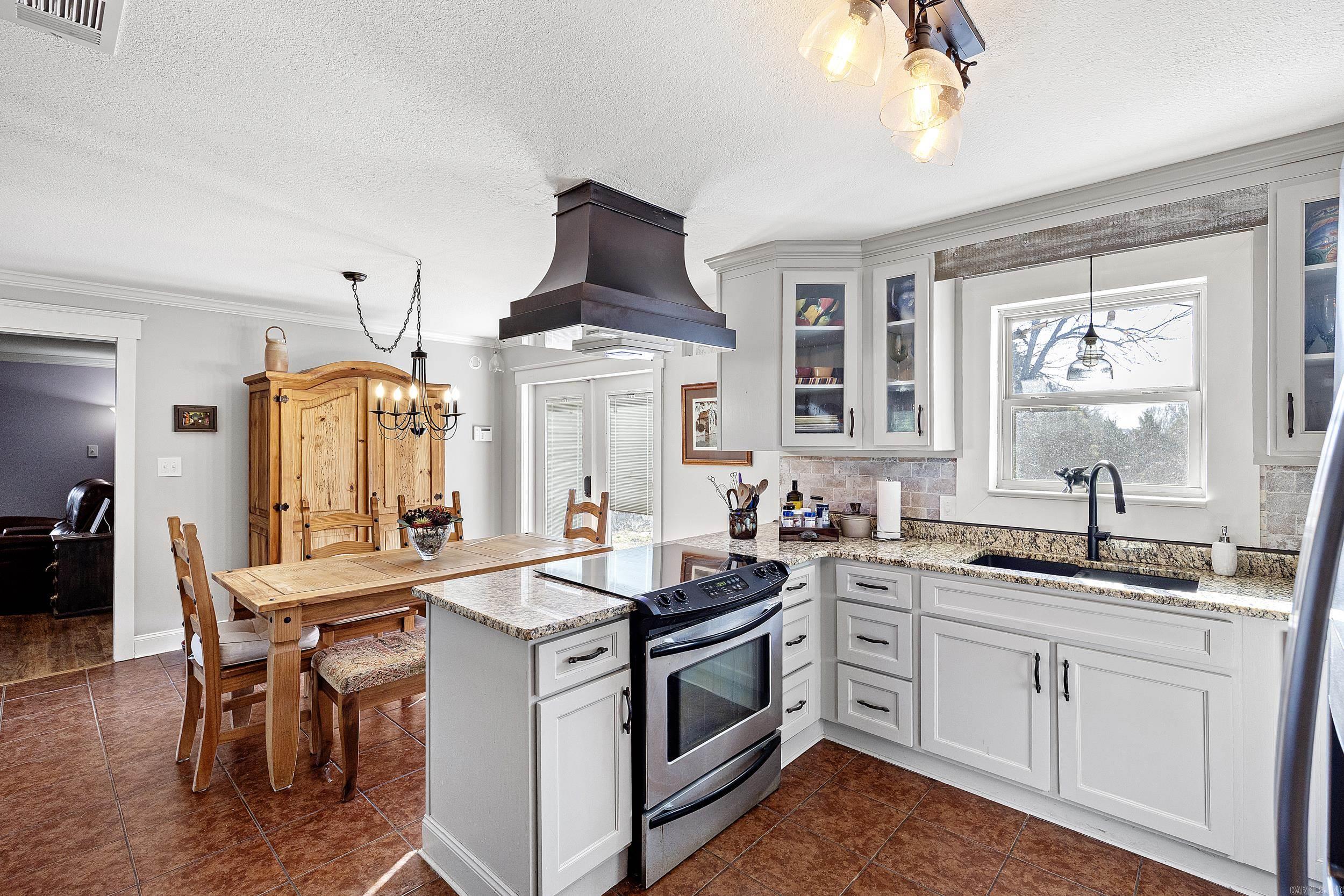 2075 Center Valley  Russellville, AR