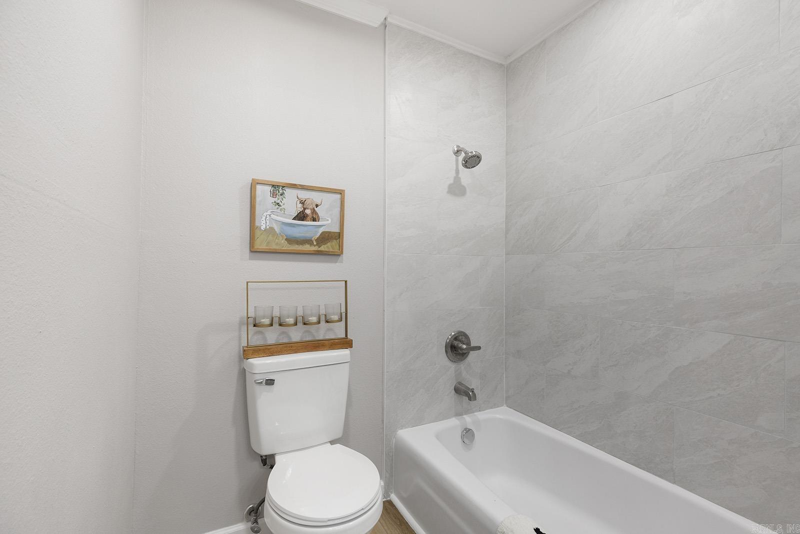 33 Narragansett  Sherwood, AR