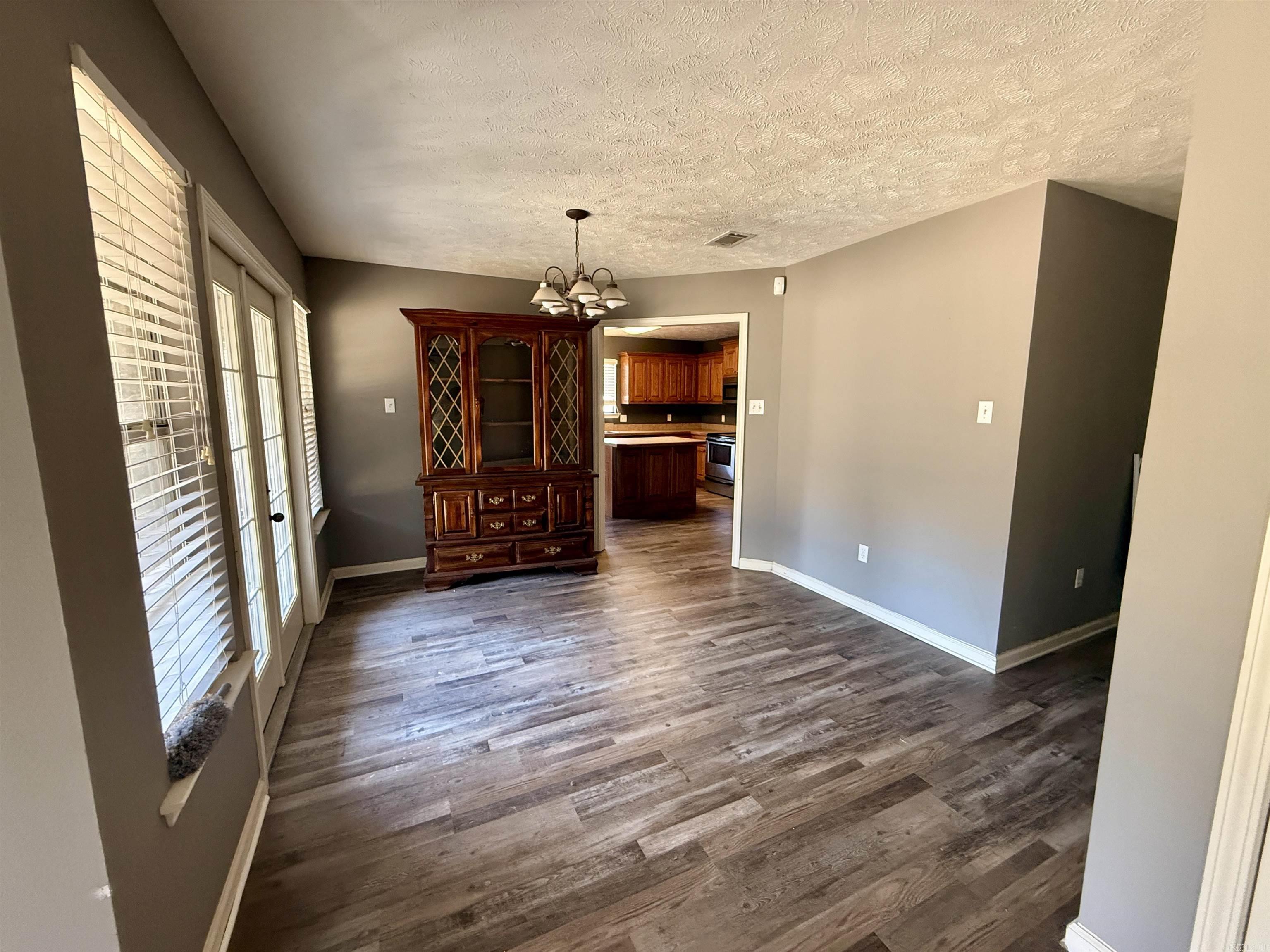 60 Wilhelmina Cv Conway, AR 72034