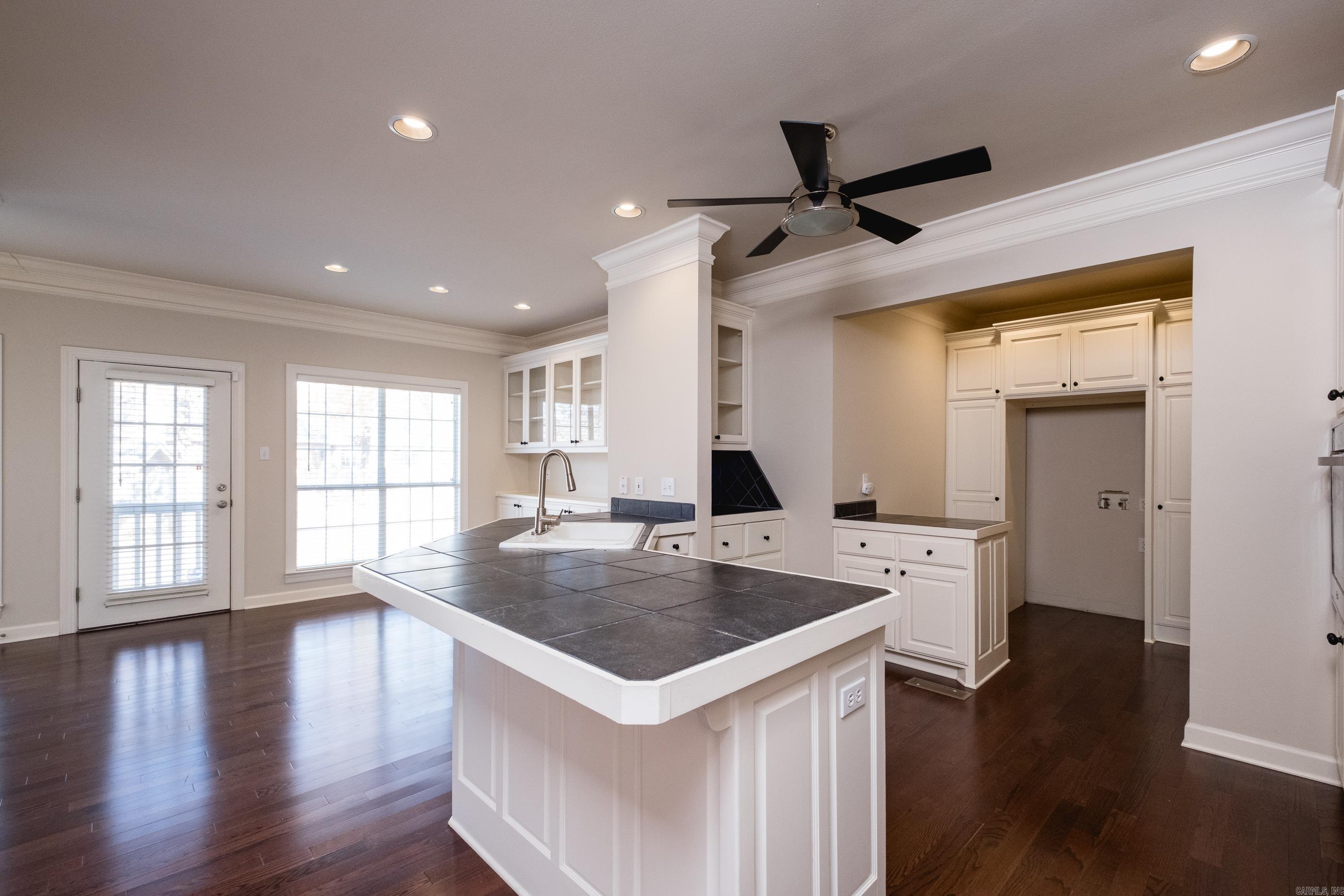 6 Gravelle  Little Rock, AR