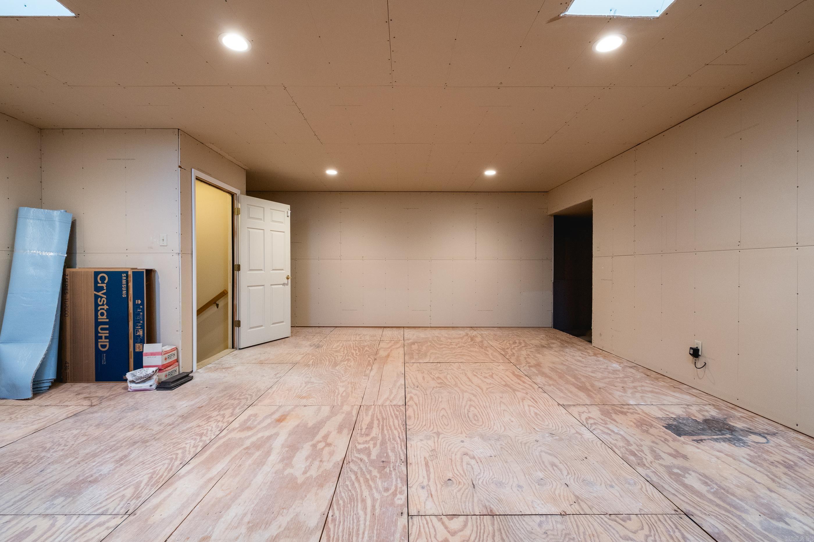 6 Gravelle  Little Rock, AR