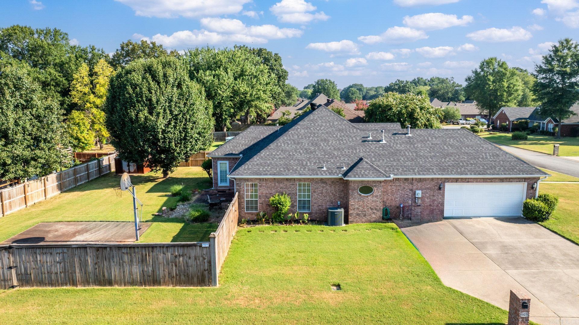 1325 Clarence  Conway, AR