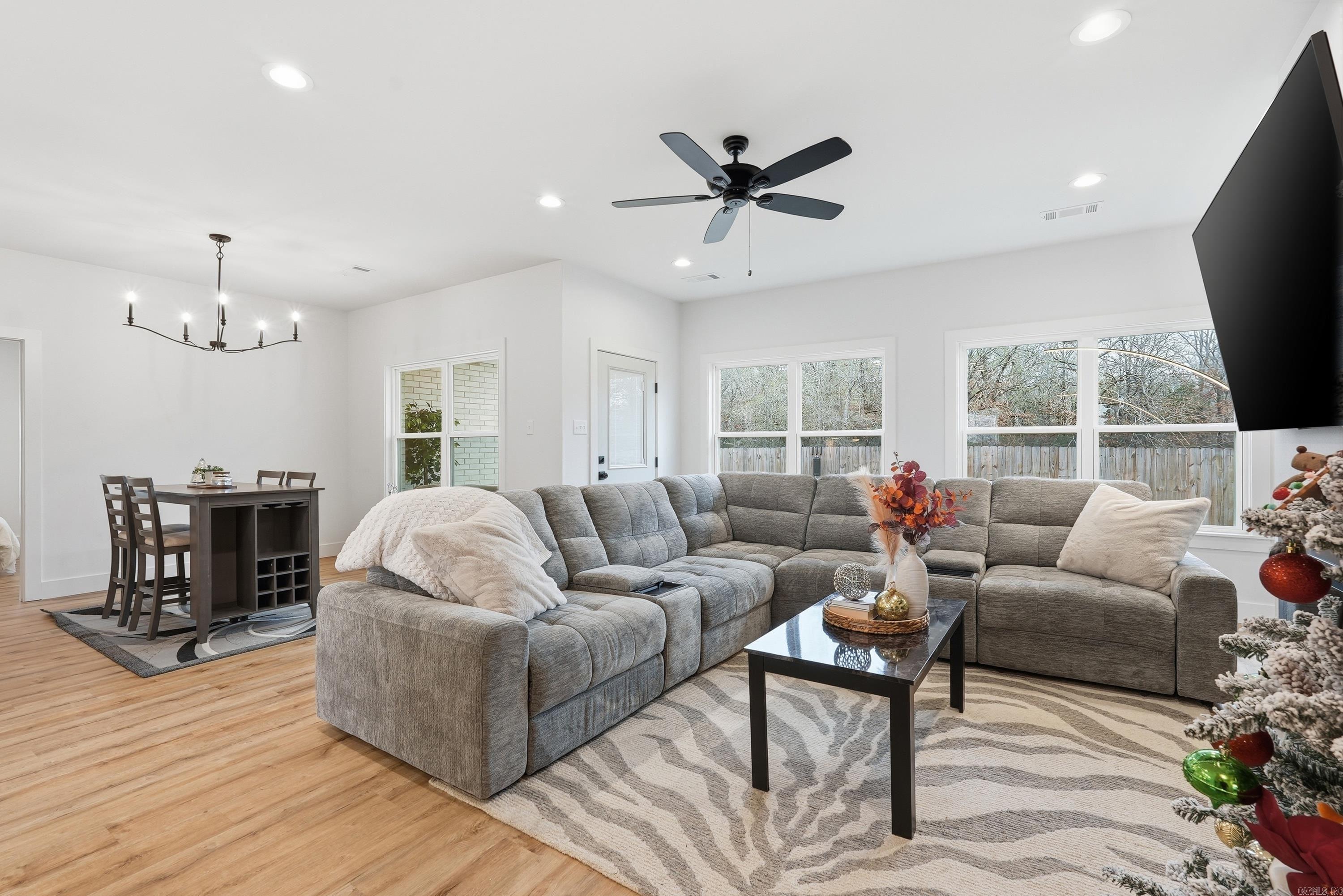 14 Songbird  Greenbrier, AR