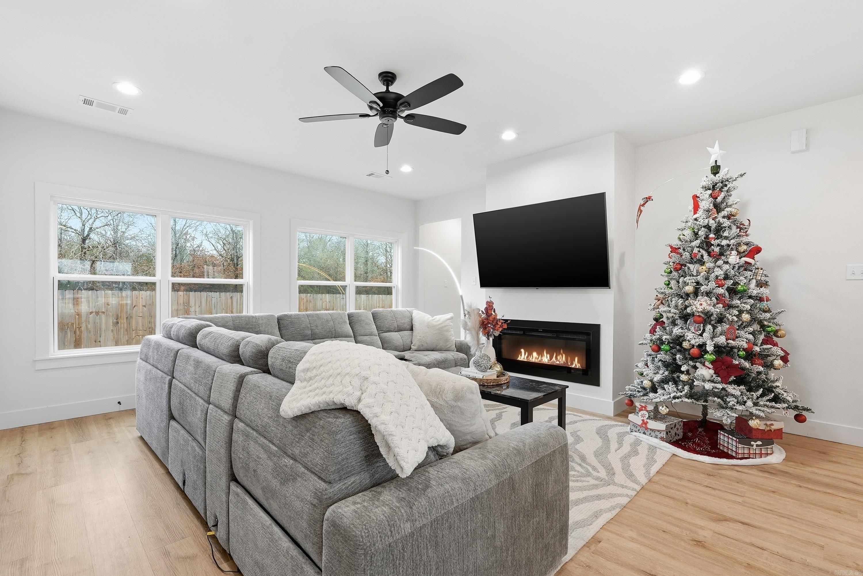 14 Songbird  Greenbrier, AR