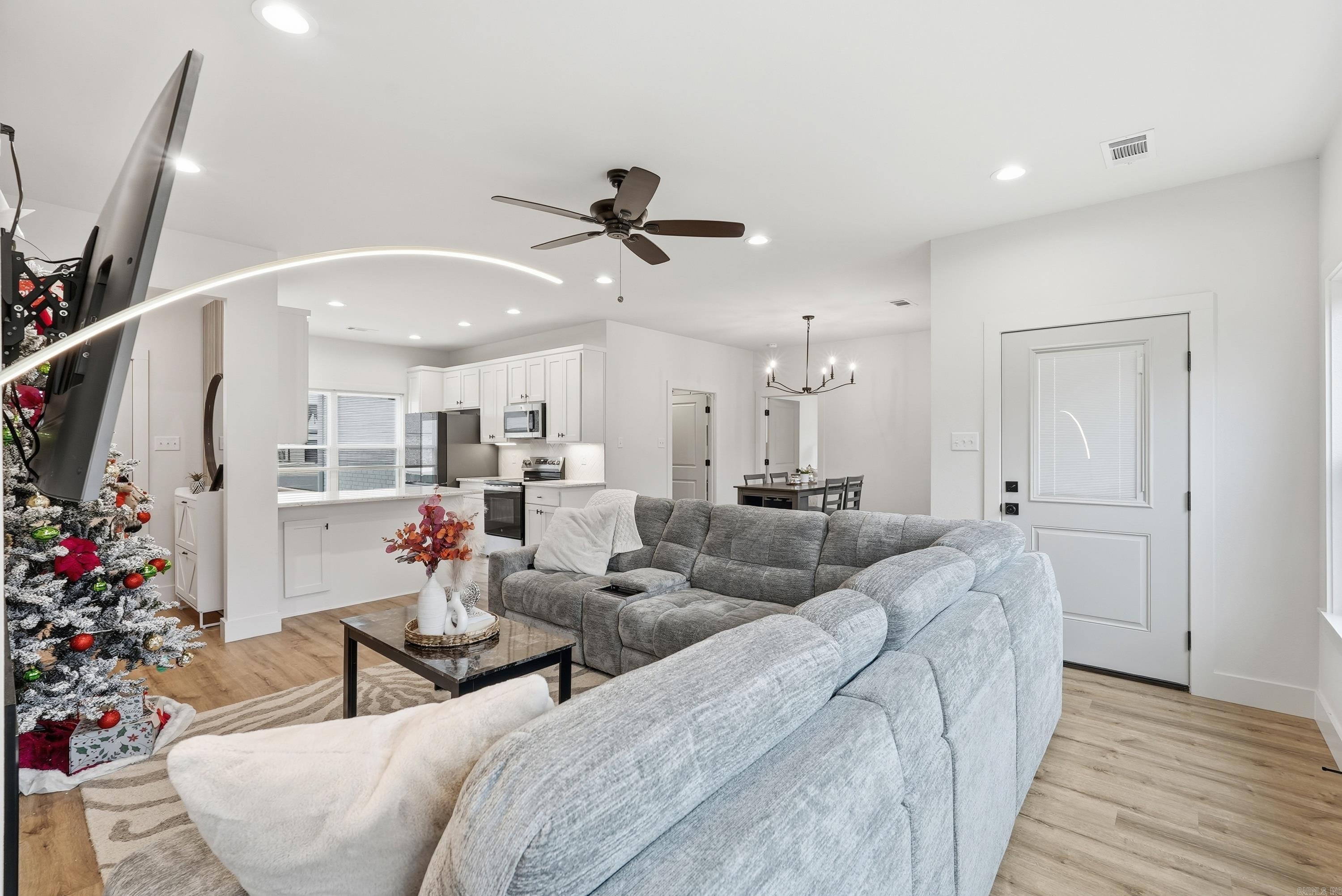 14 Songbird  Greenbrier, AR