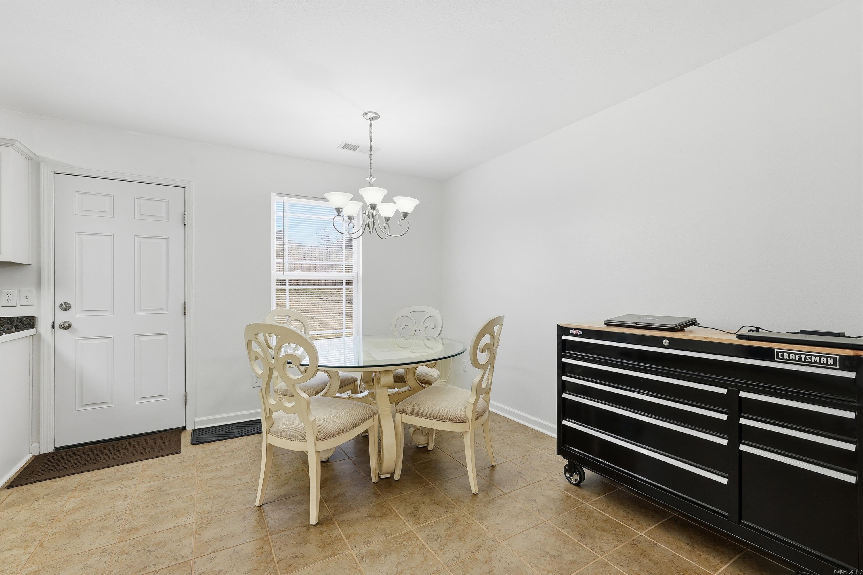 302 Derek  Alexander, AR