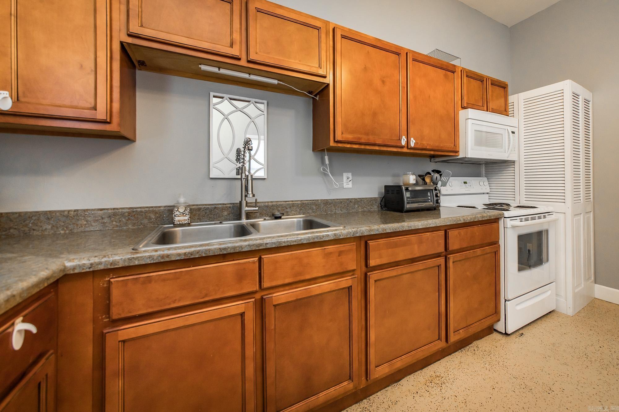 3 Lone Pine Rd. S.  Greers Ferry, AR