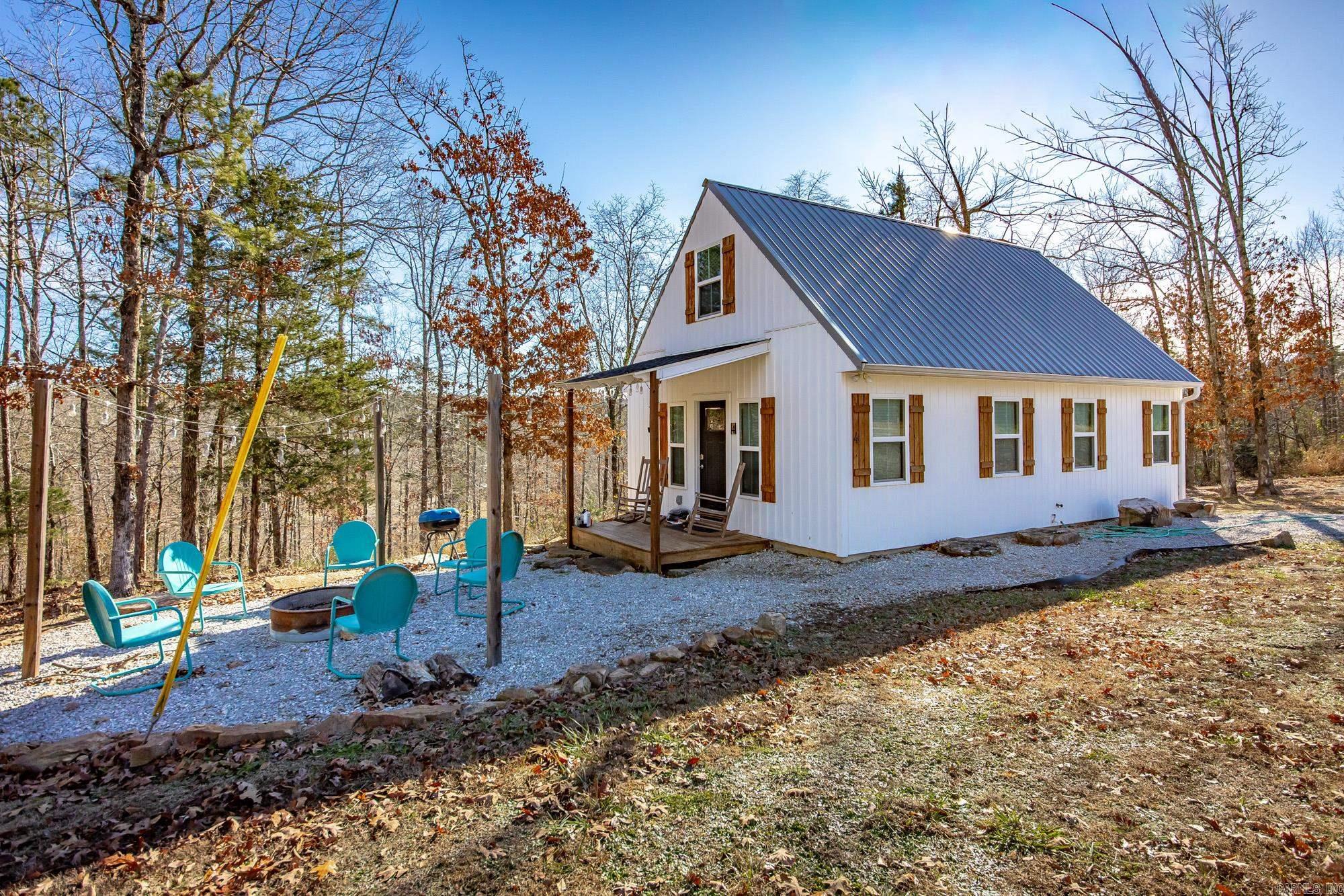 950 Sunny Slope Rd.  Edgemont, AR