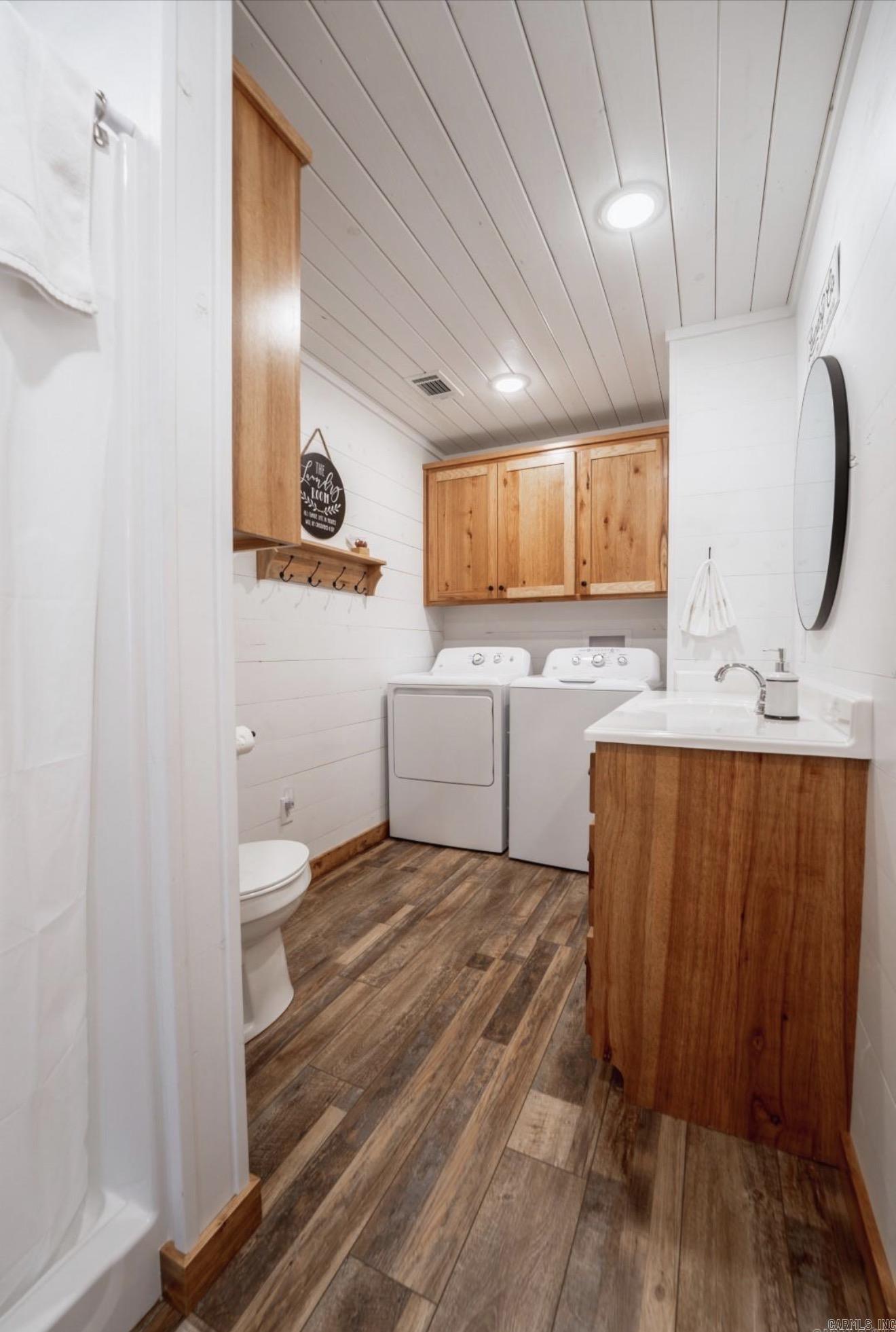 950 Sunny Slope Rd.  Edgemont, AR