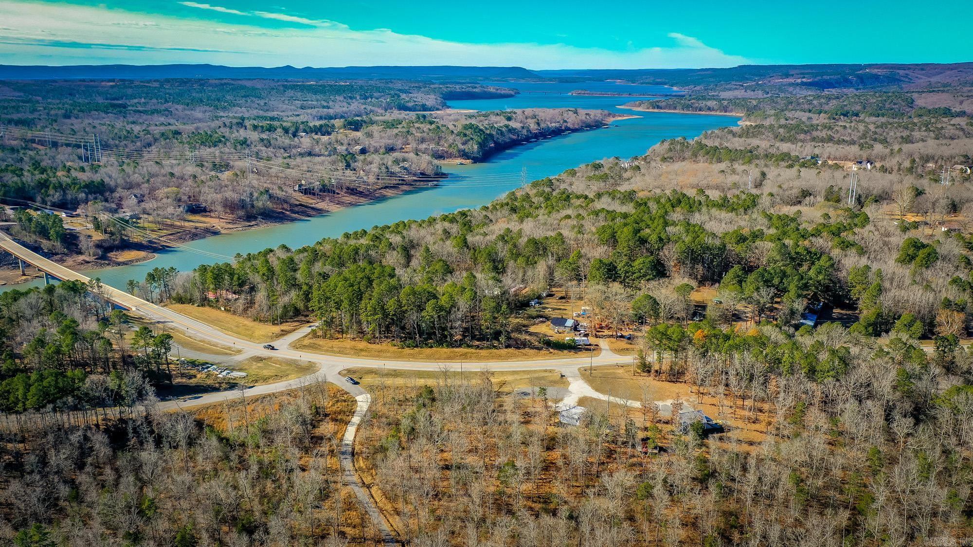 950 Sunny Slope Rd.  Edgemont, AR