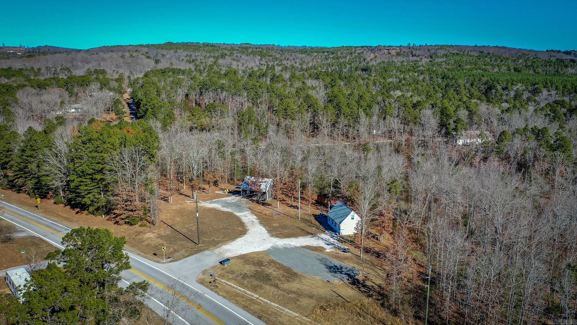 950 Sunny Slope Rd.  Edgemont, AR