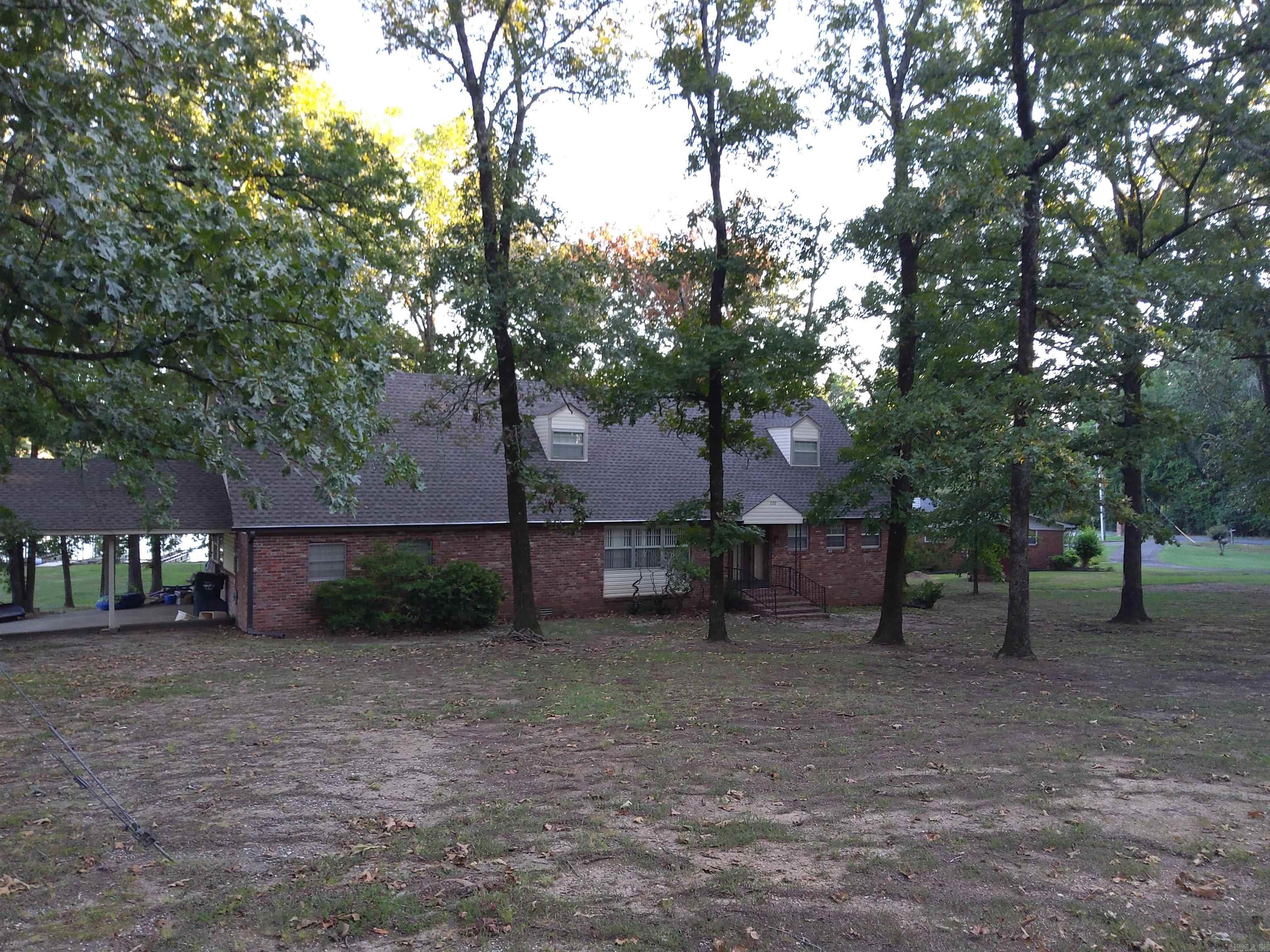 220 Beachview Circle  Hot Springs, AR