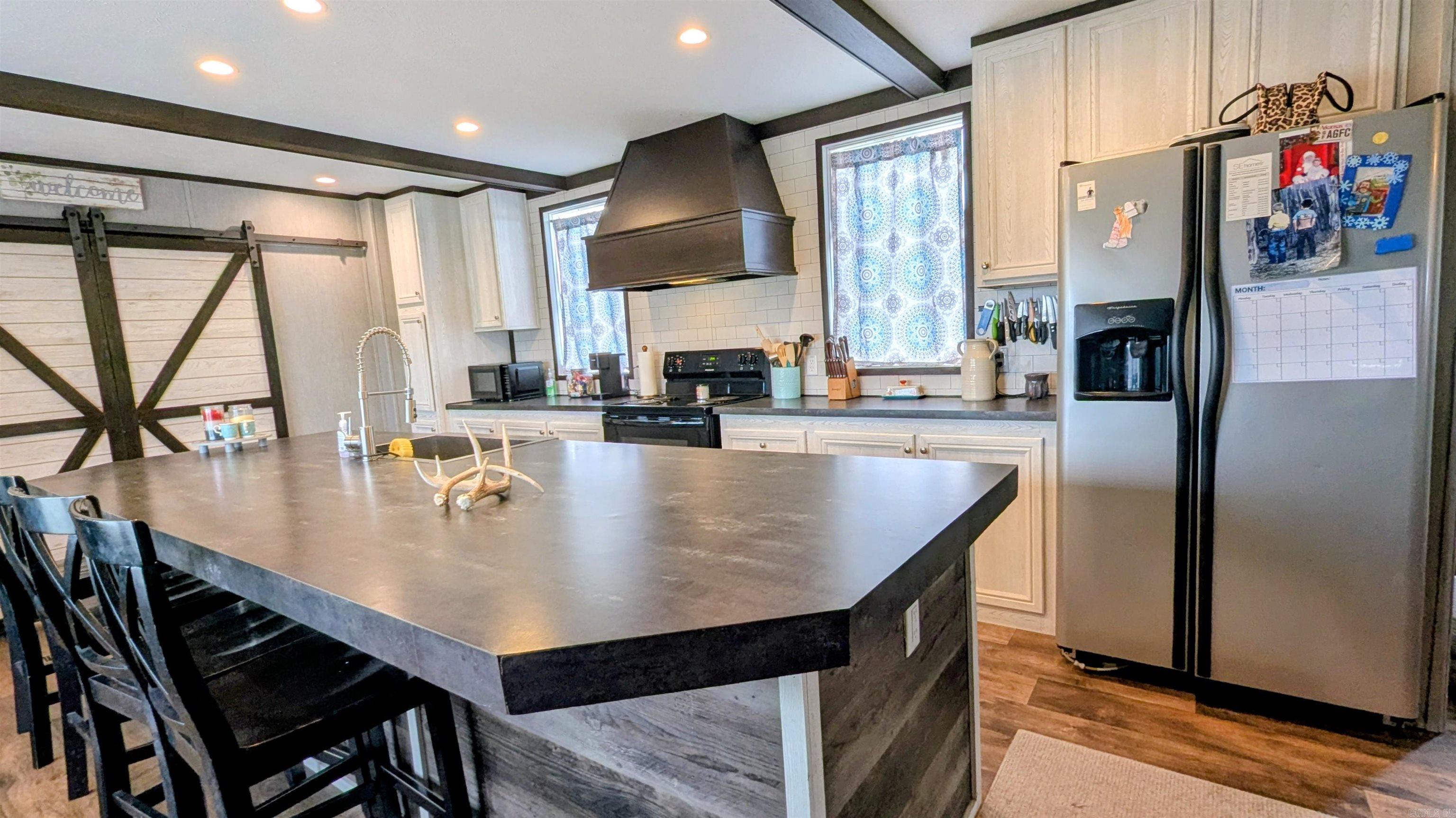 559 Lawrence Road 131 S  Black Rock, AR