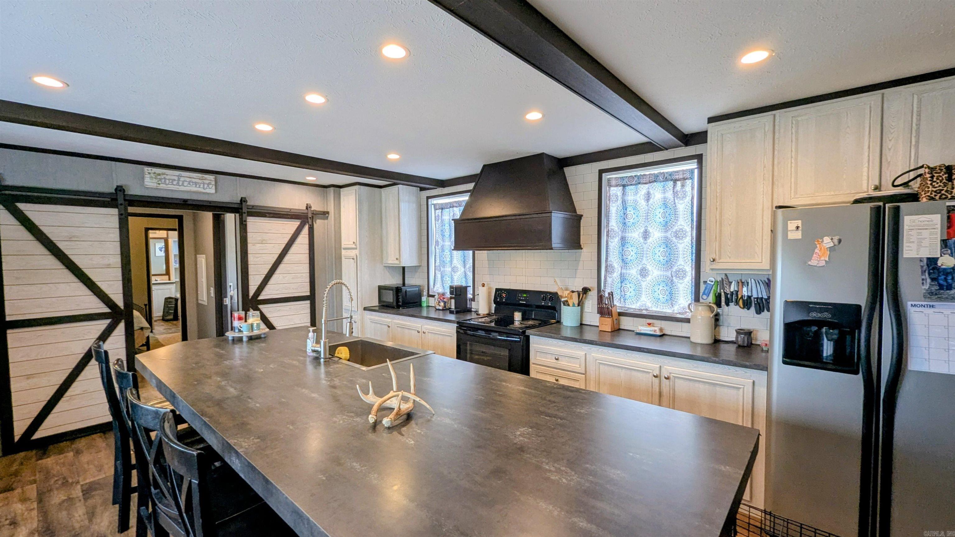 559 Lawrence Road 131 S  Black Rock, AR