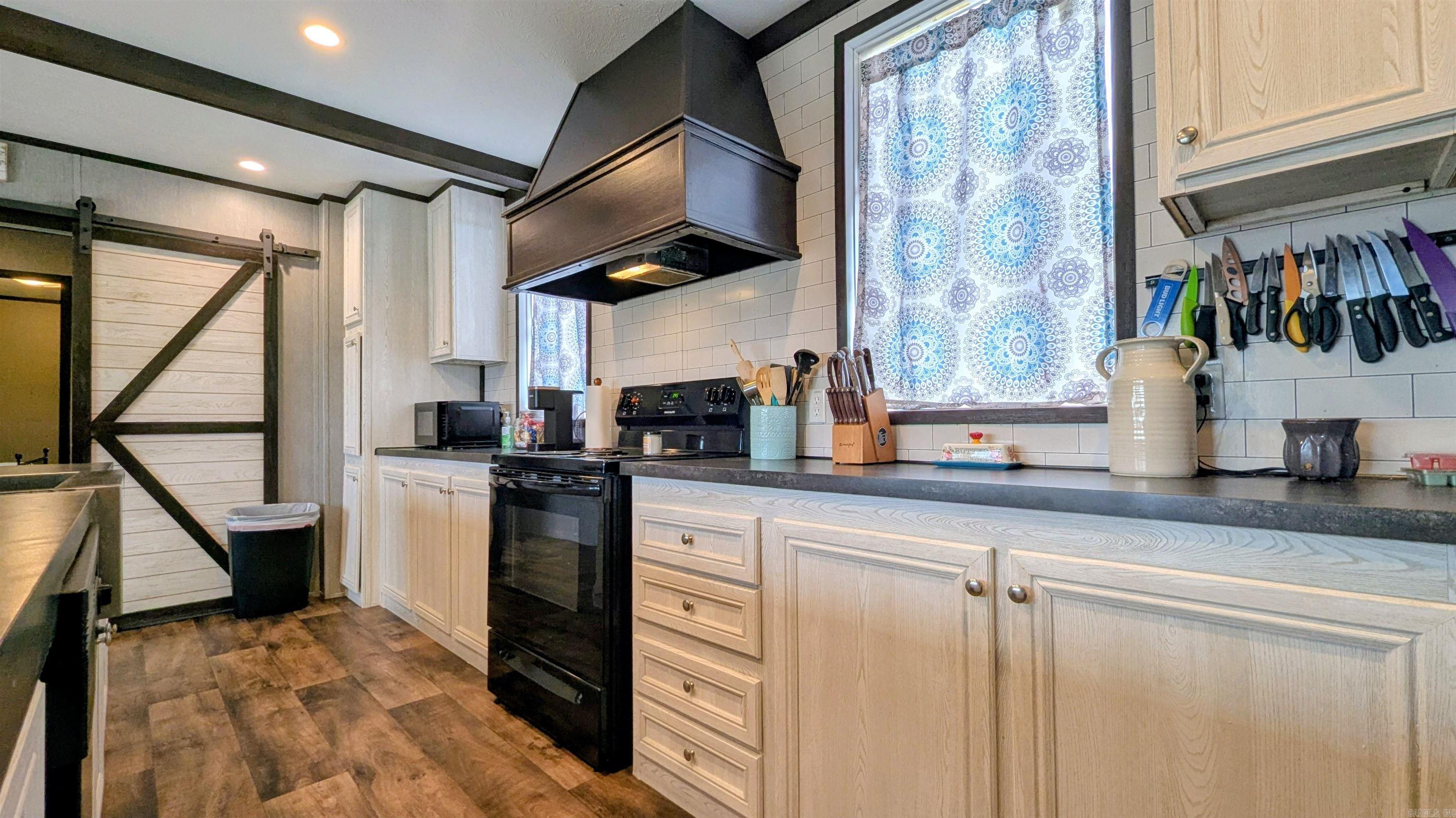 559 Lawrence Road 131 S  Black Rock, AR