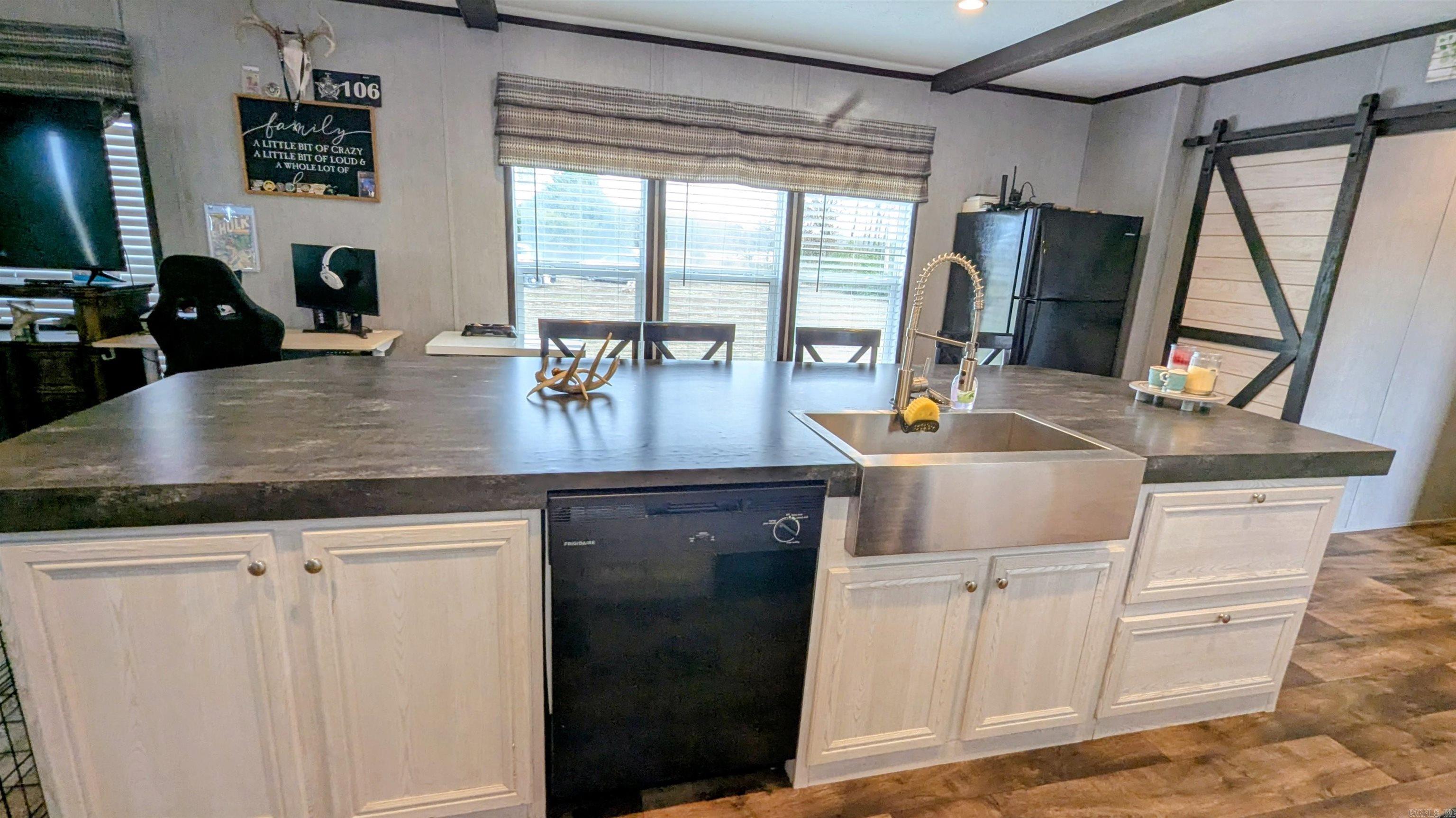 559 Lawrence Road 131 S  Black Rock, AR