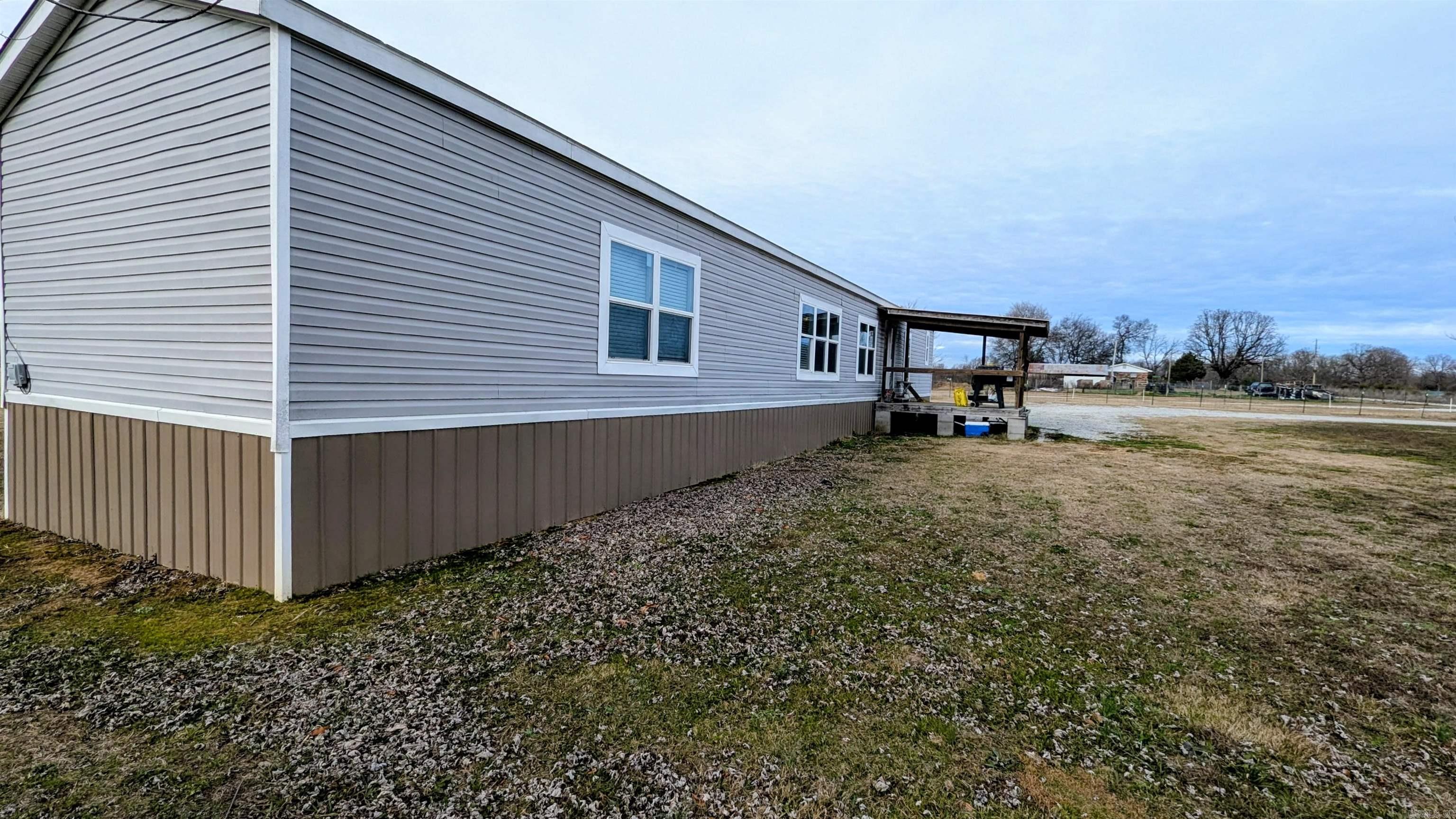 559 Lawrence Road 131 S  Black Rock, AR