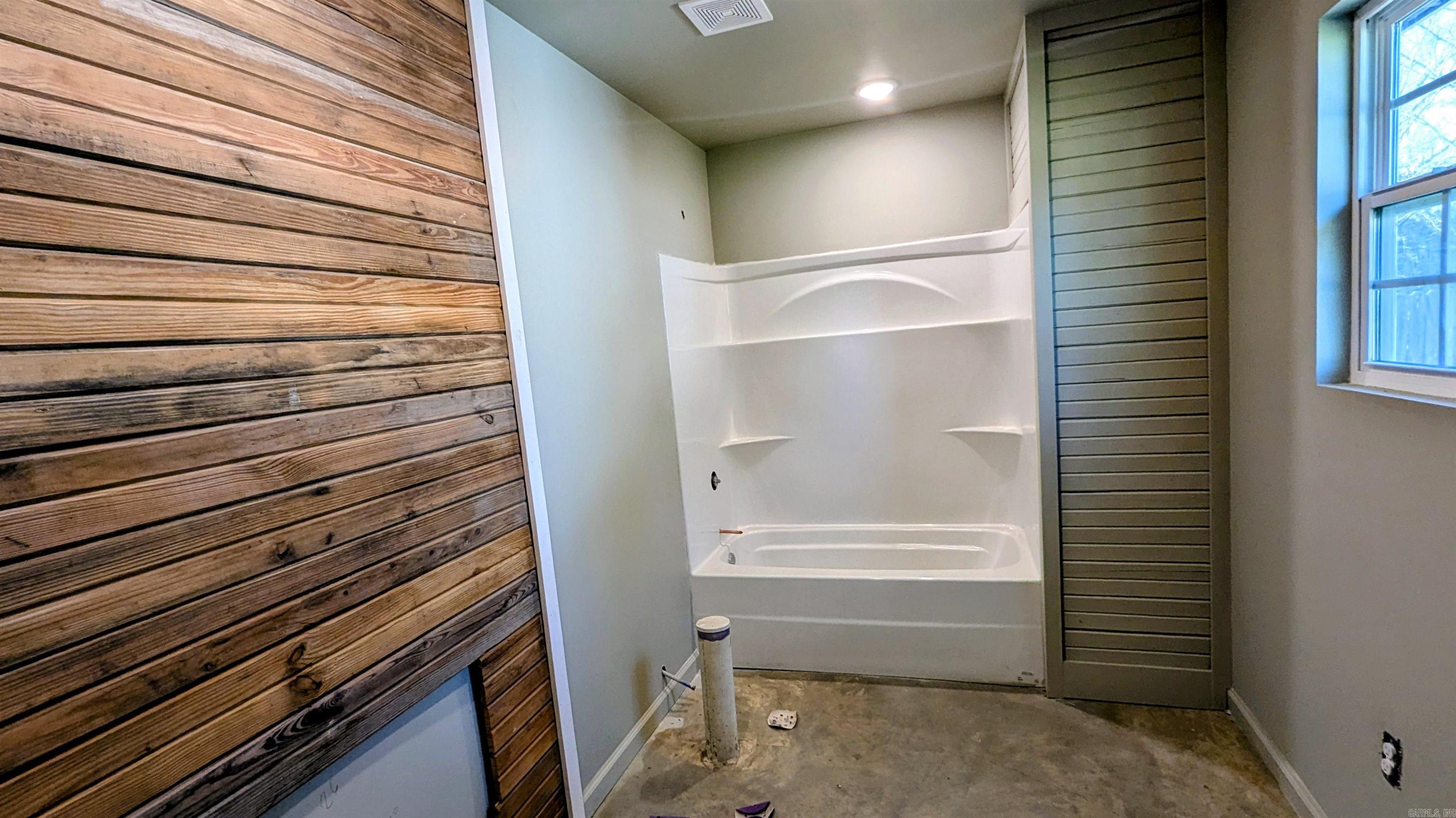 101 S Bernis Street  Brookeland, AR