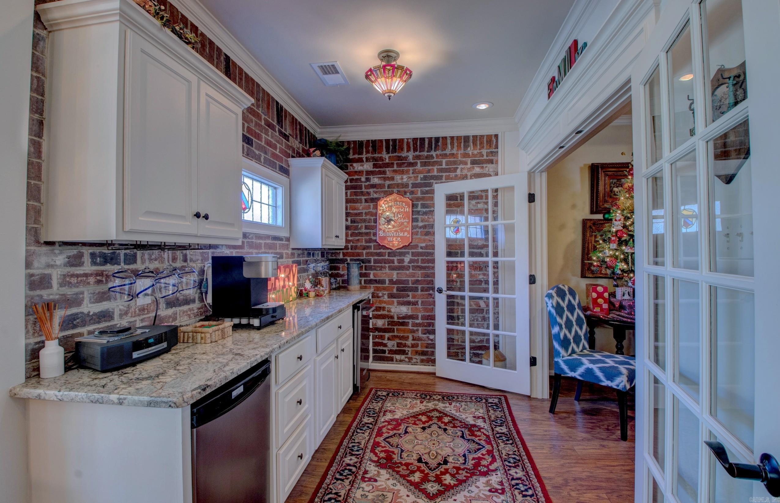 125 Mohawk Dr  Maumelle, AR