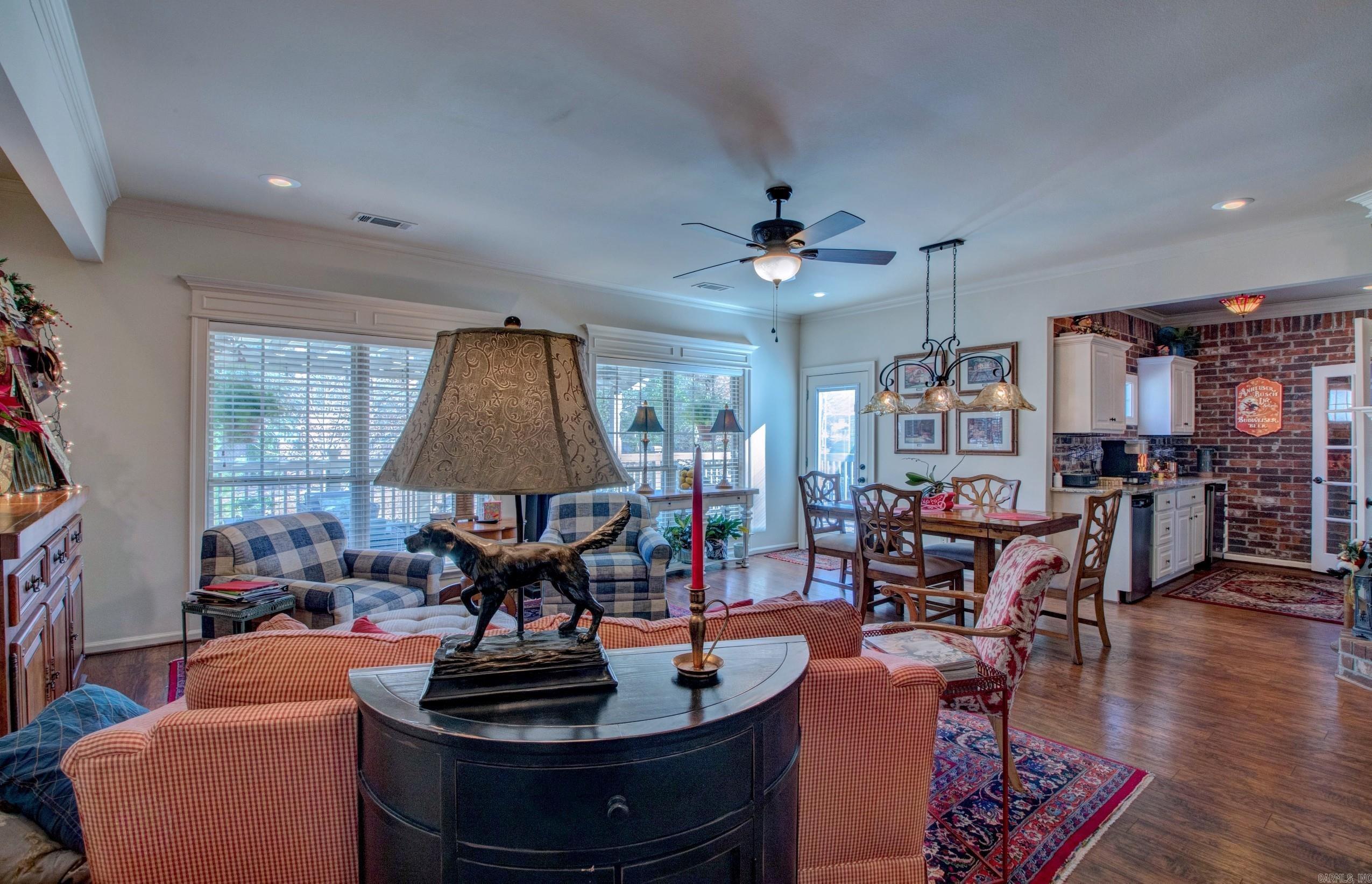 125 Mohawk Dr  Maumelle, AR