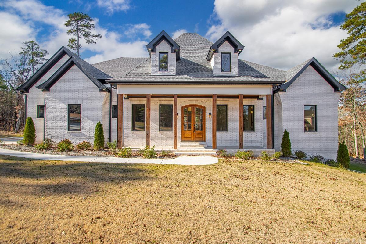 17105 Valley View Loop Roland, AR 72135