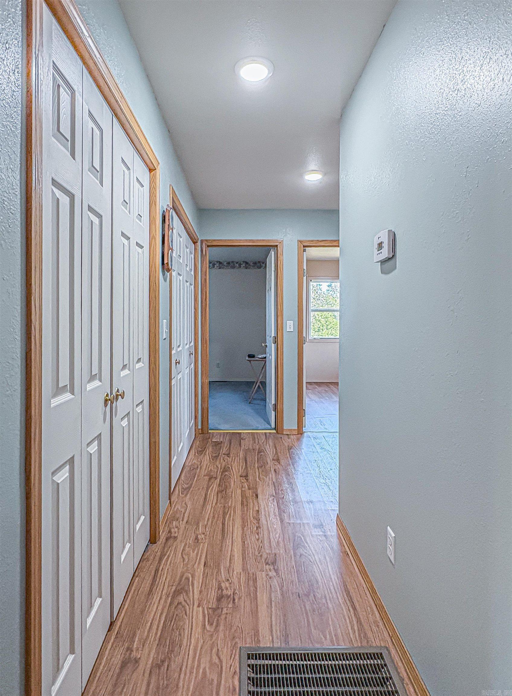 1706 MC 4006  Yellville, AR