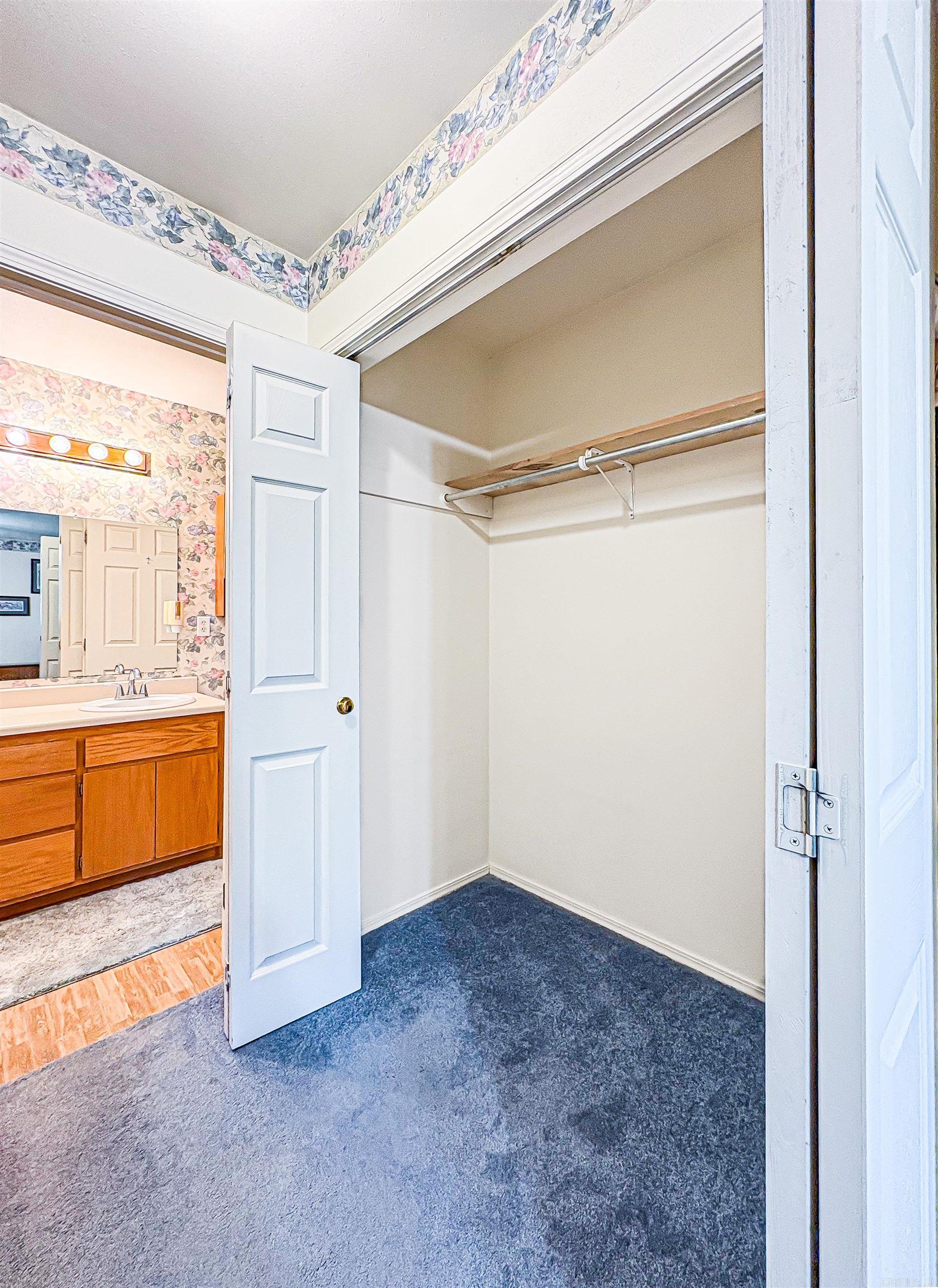 1706 MC 4006  Yellville, AR