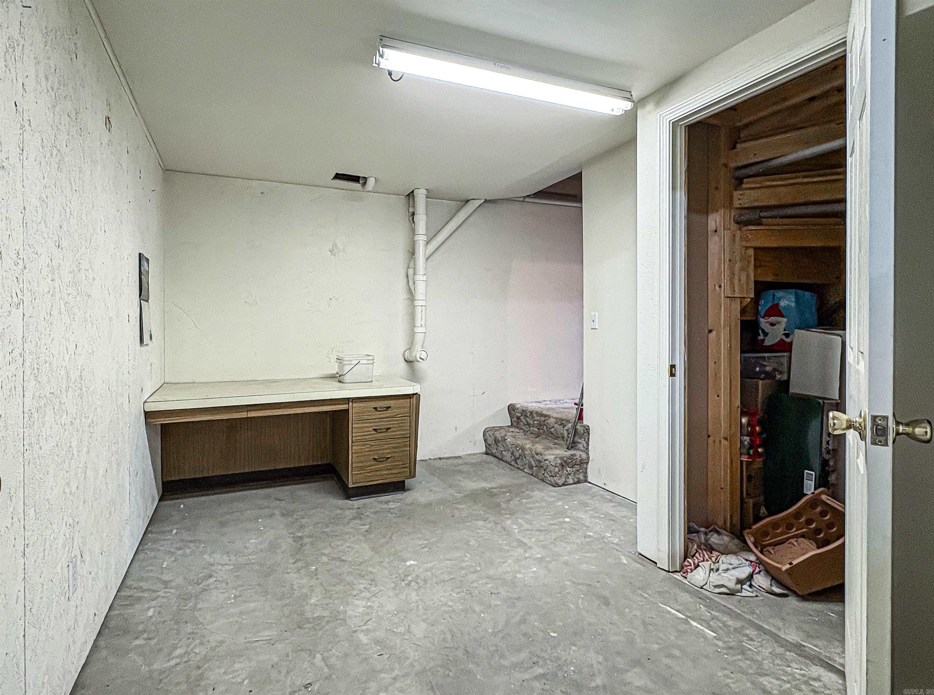 1706 MC 4006  Yellville, AR