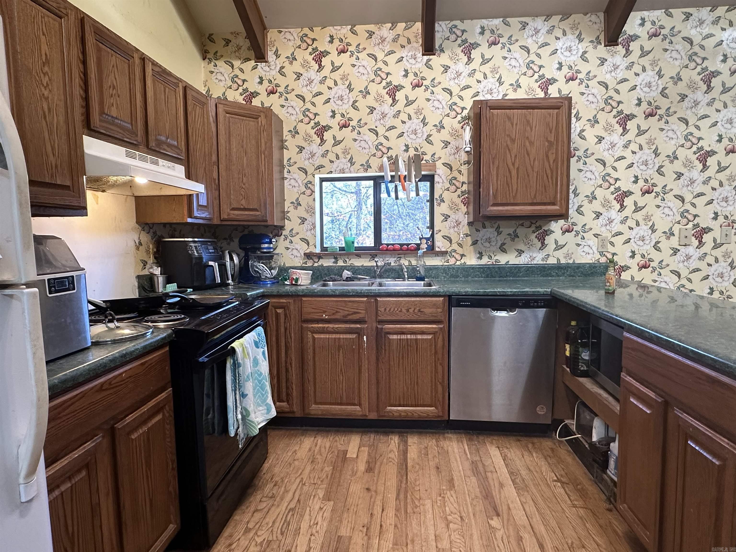 50 Cochise  Greers Ferry, AR