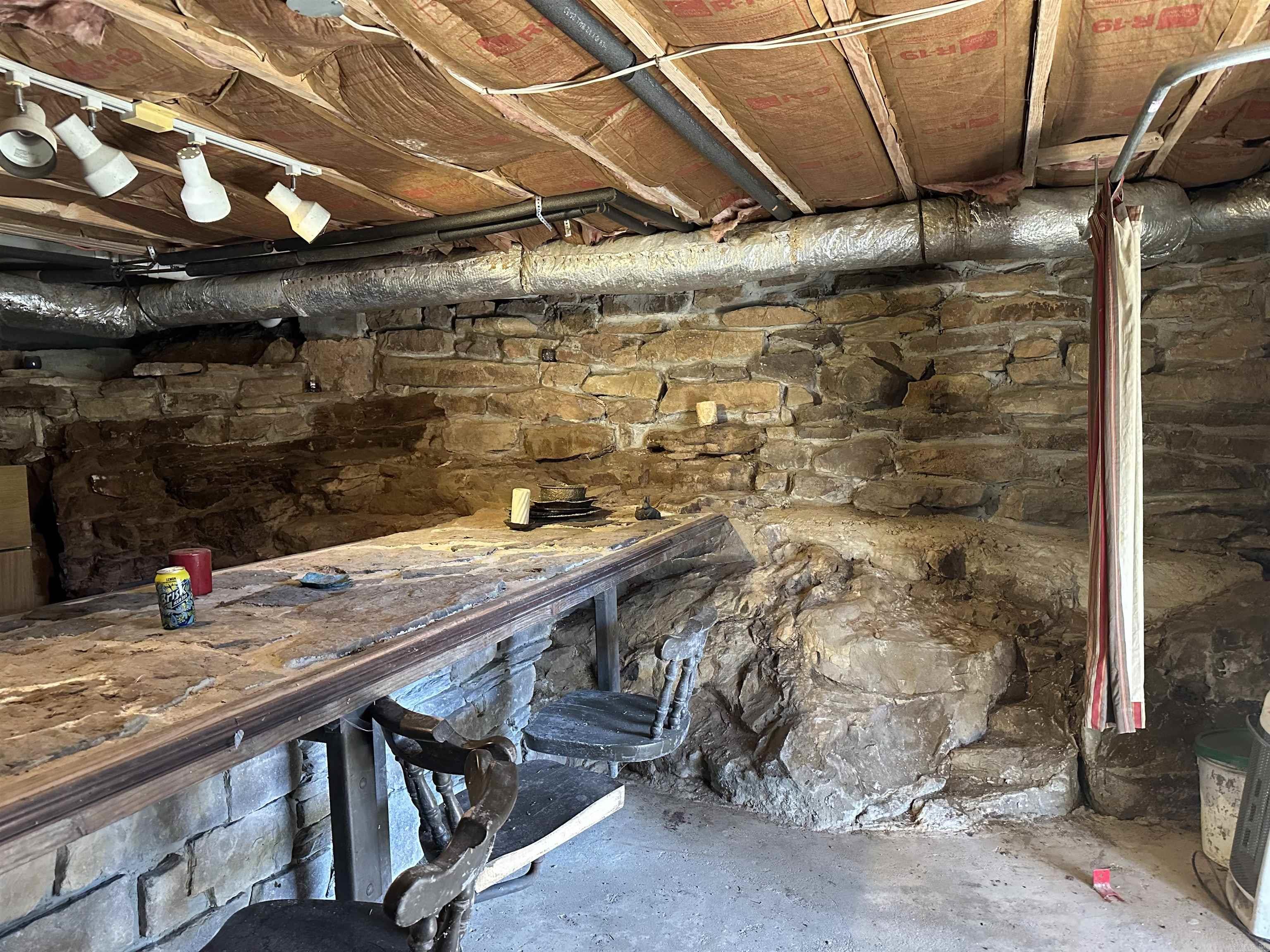 50 Cochise  Greers Ferry, AR