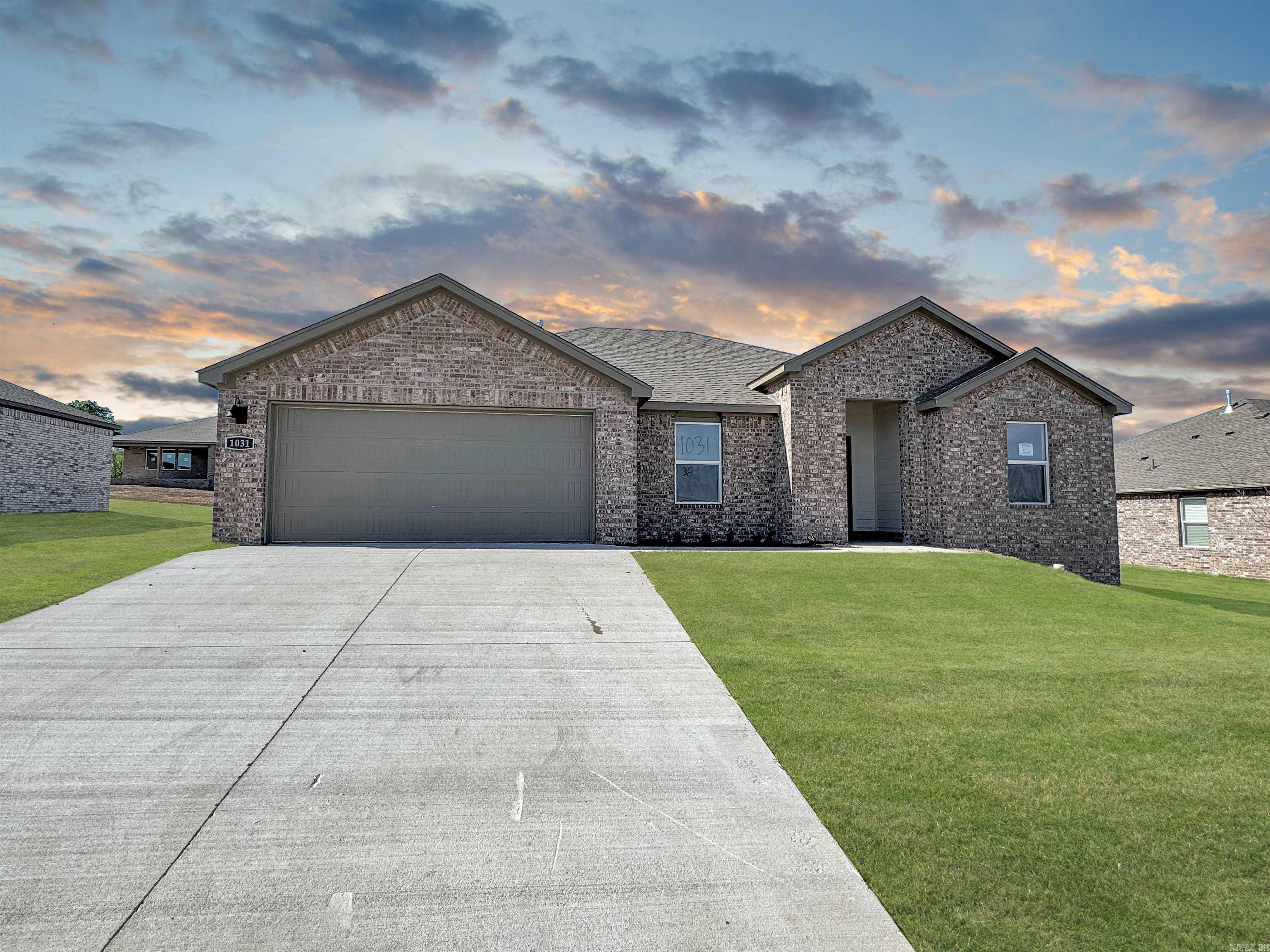 58 Wolfsbridge Loop Cabot, AR 72023