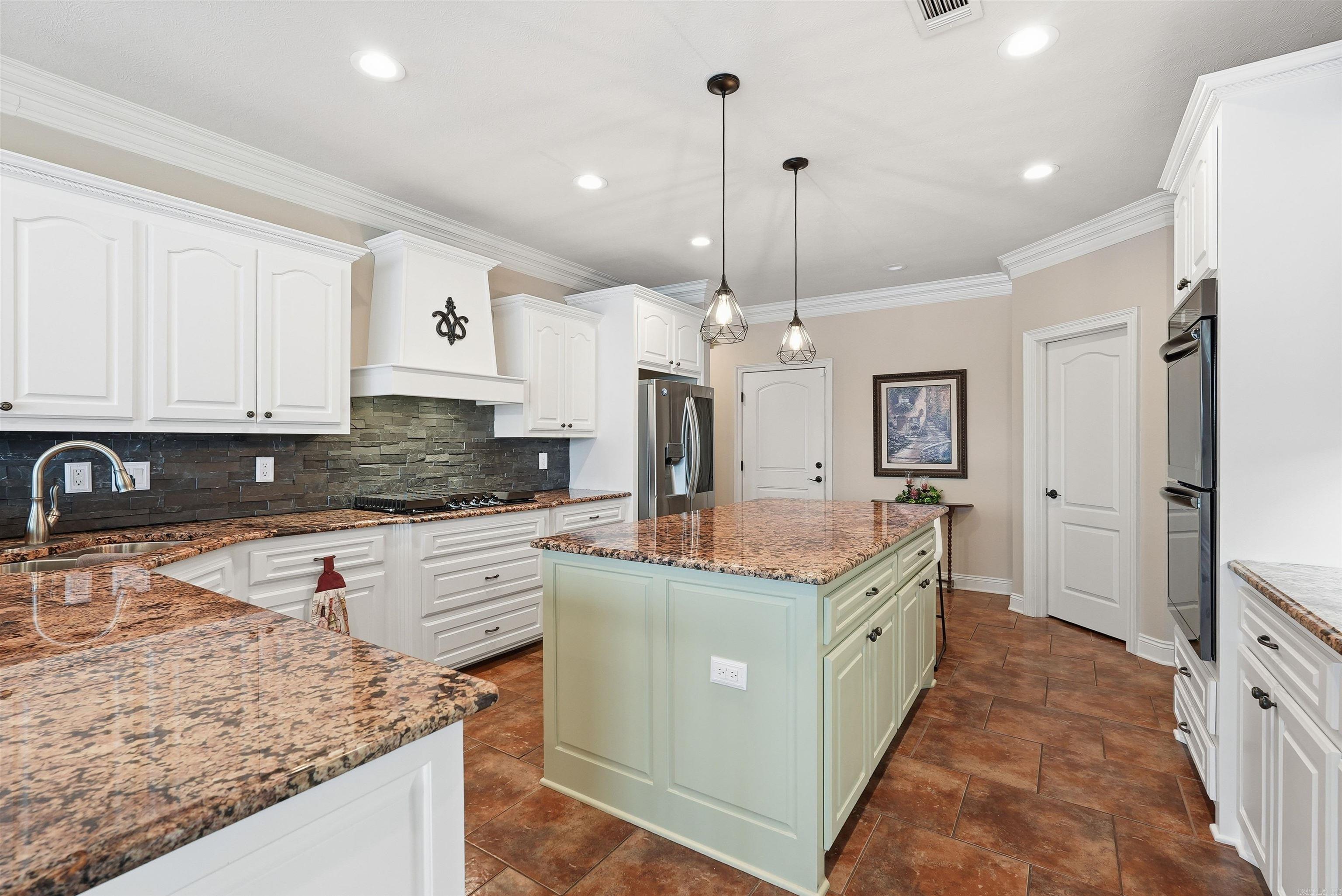 6717 Kensington  Benton, AR