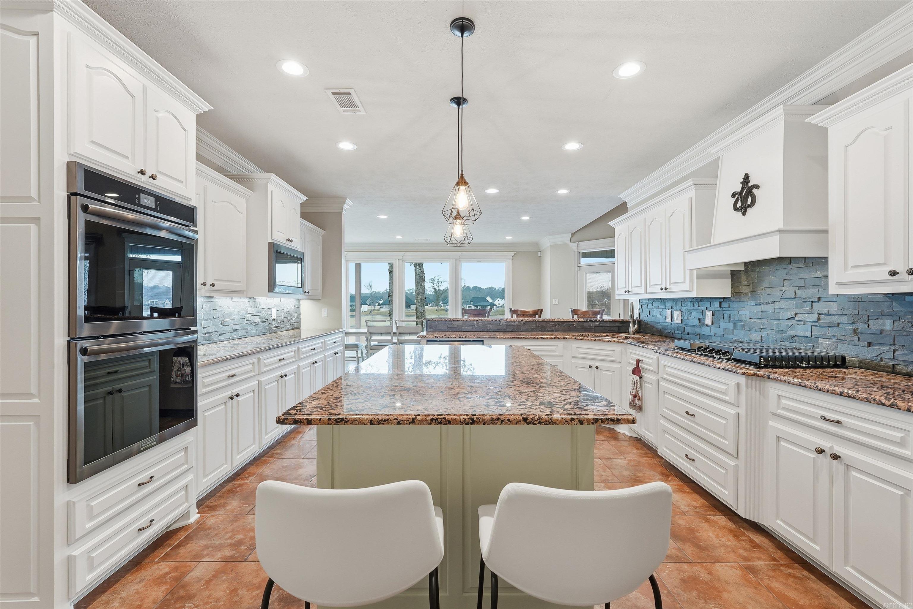 6717 Kensington  Benton, AR