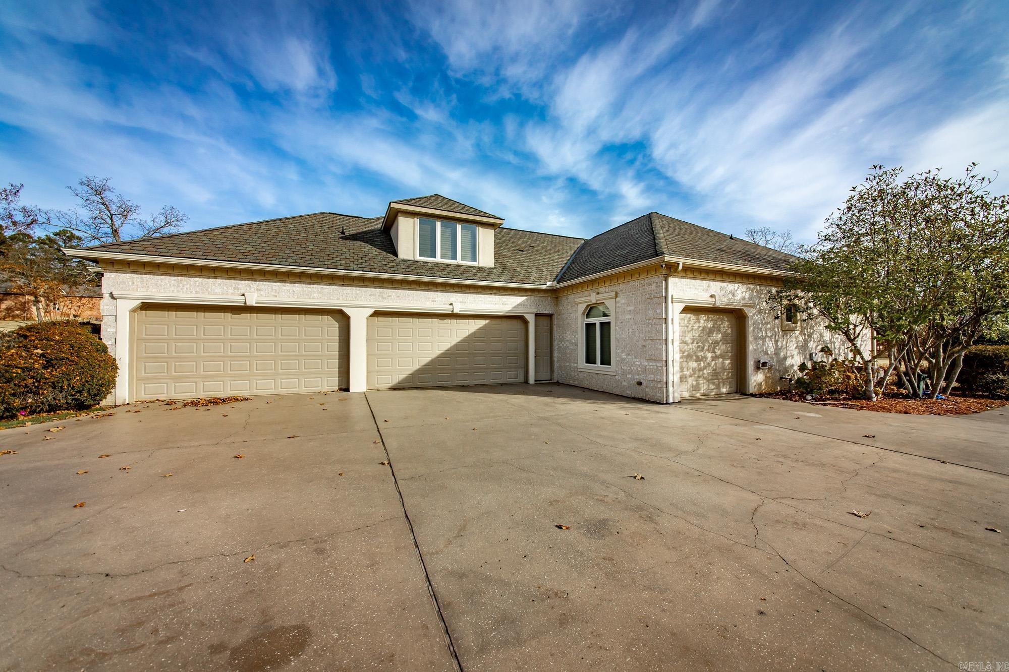 39 Greystone Blvd.  Cabot, AR