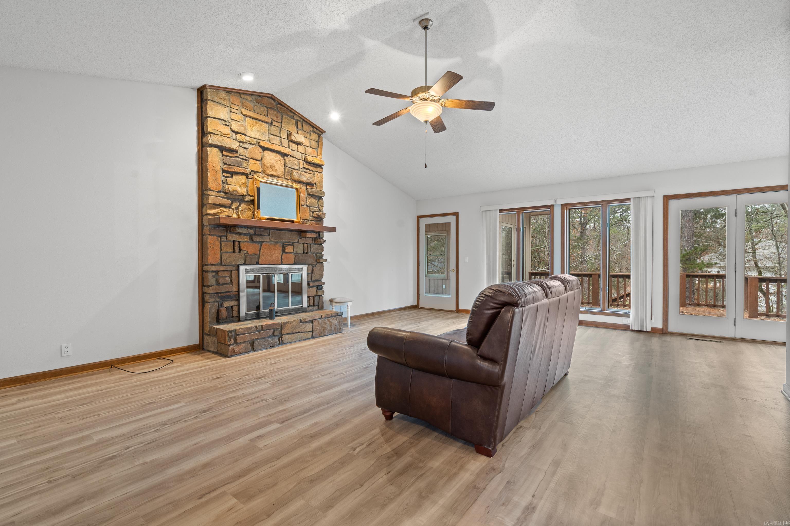 2 Resplandor  Hot Springs Village, AR