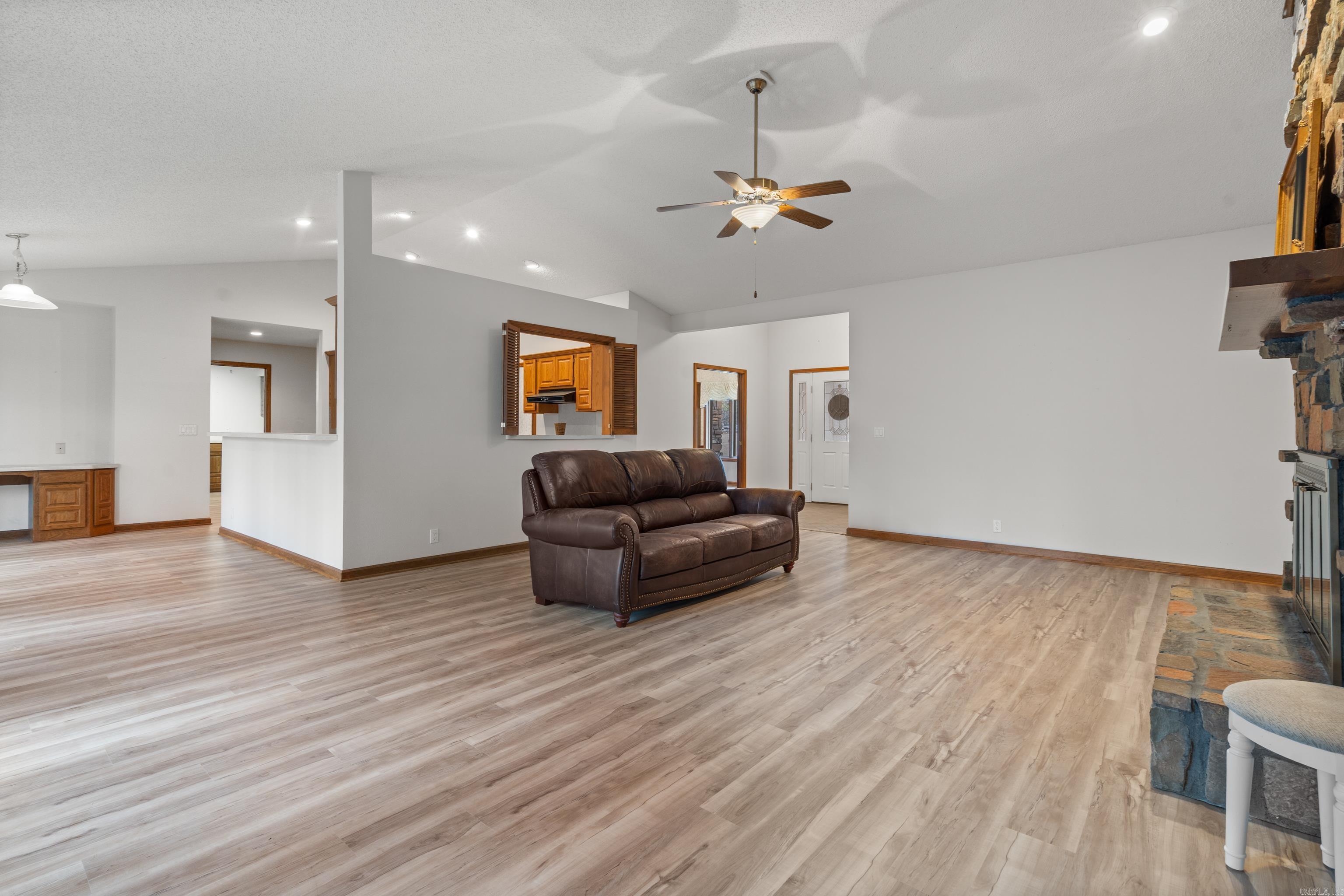 2 Resplandor  Hot Springs Village, AR