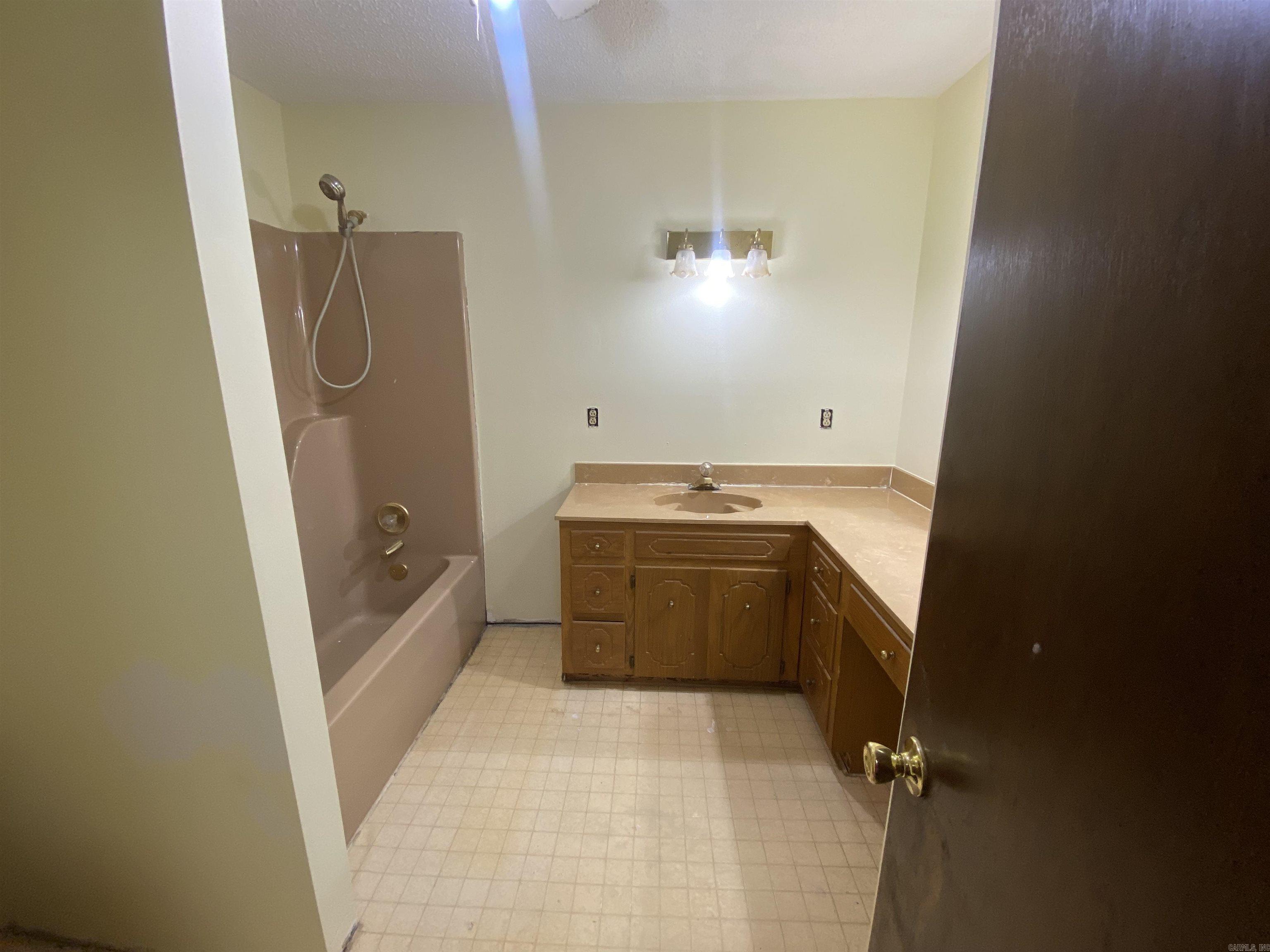 7410 Wheat  North Little Rock, AR