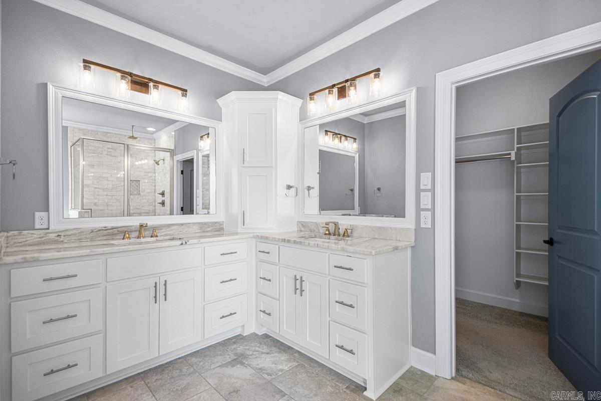 2043 Englewood  Benton, AR