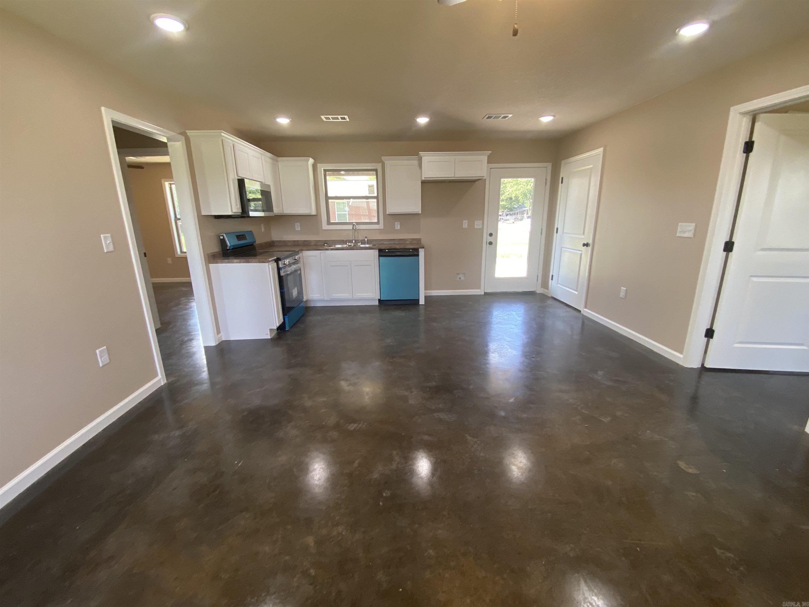 1200 Mulberry  Trumann, AR