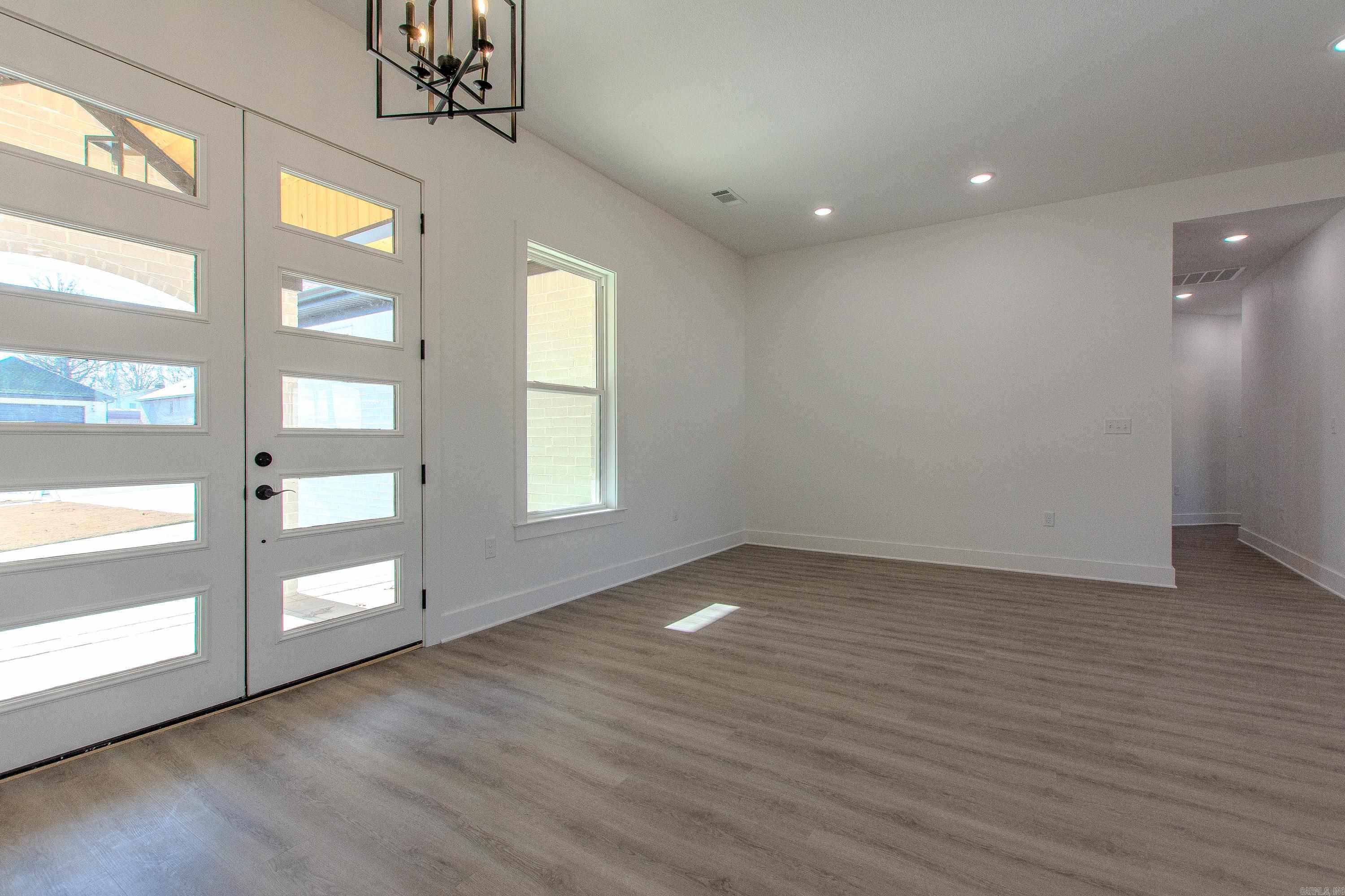 2243 E Maryland Ave Sherwood, AR 72120