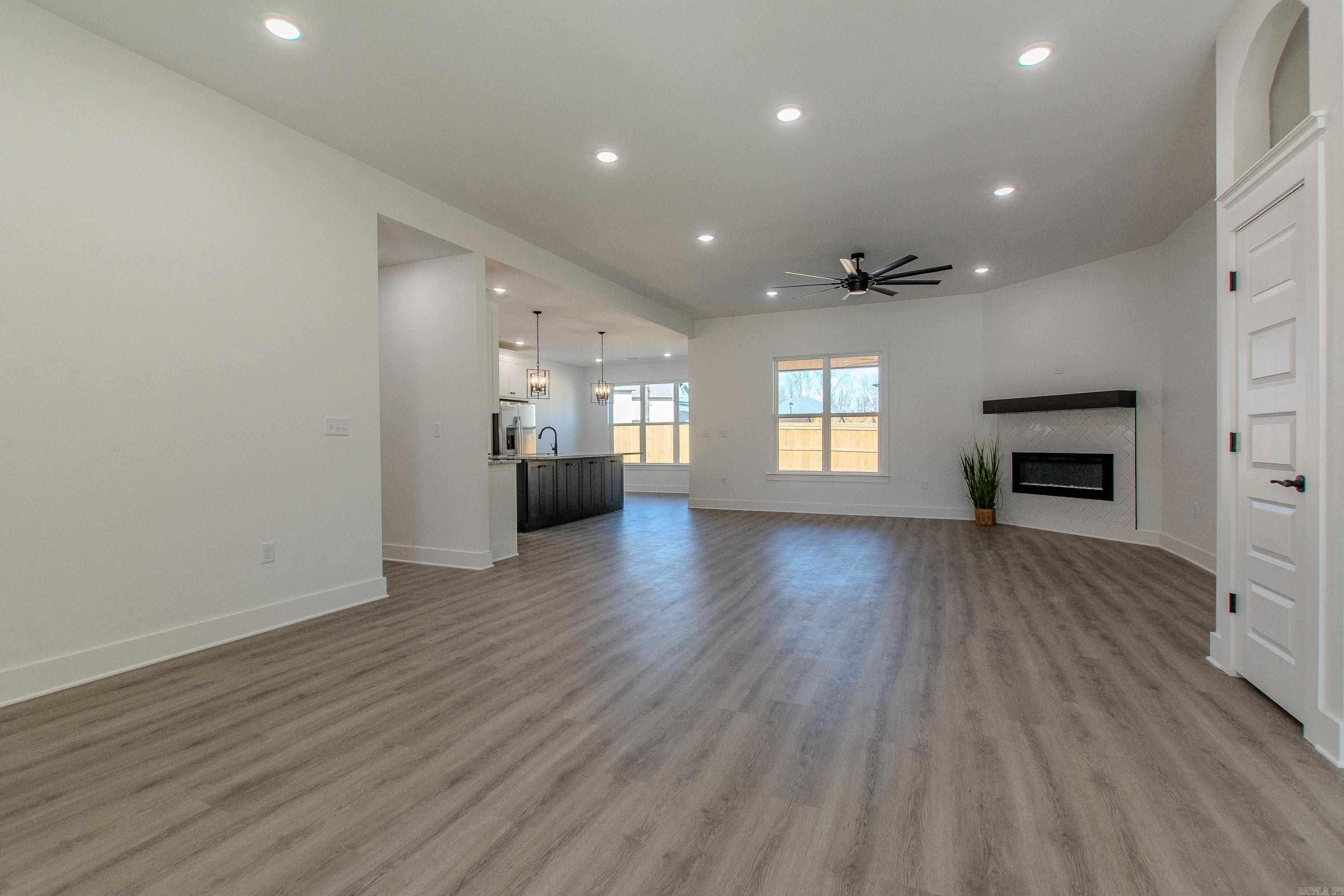 2243 E Maryland Ave Sherwood, AR 72120