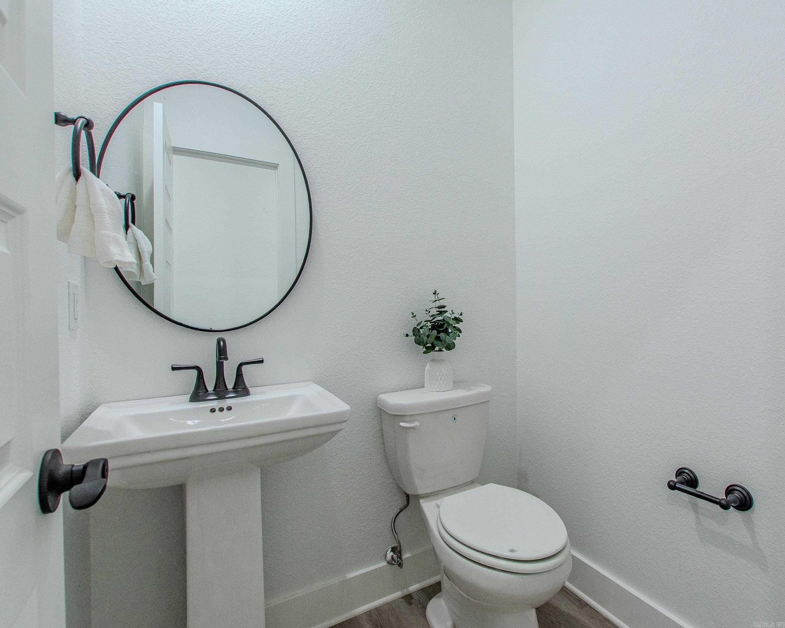 2243 E Maryland Ave Sherwood, AR 72120