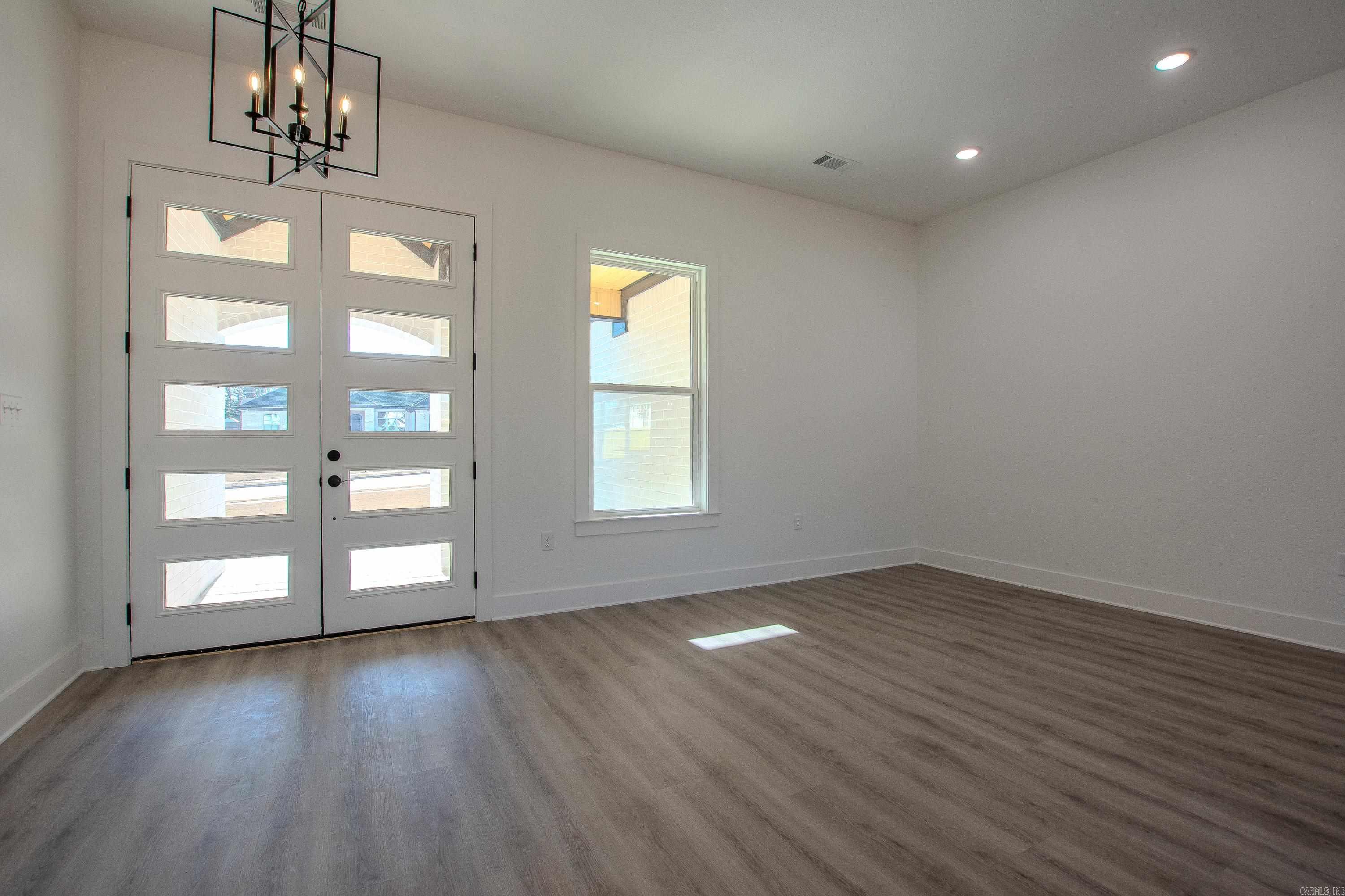 2243 E Maryland Ave Sherwood, AR 72120