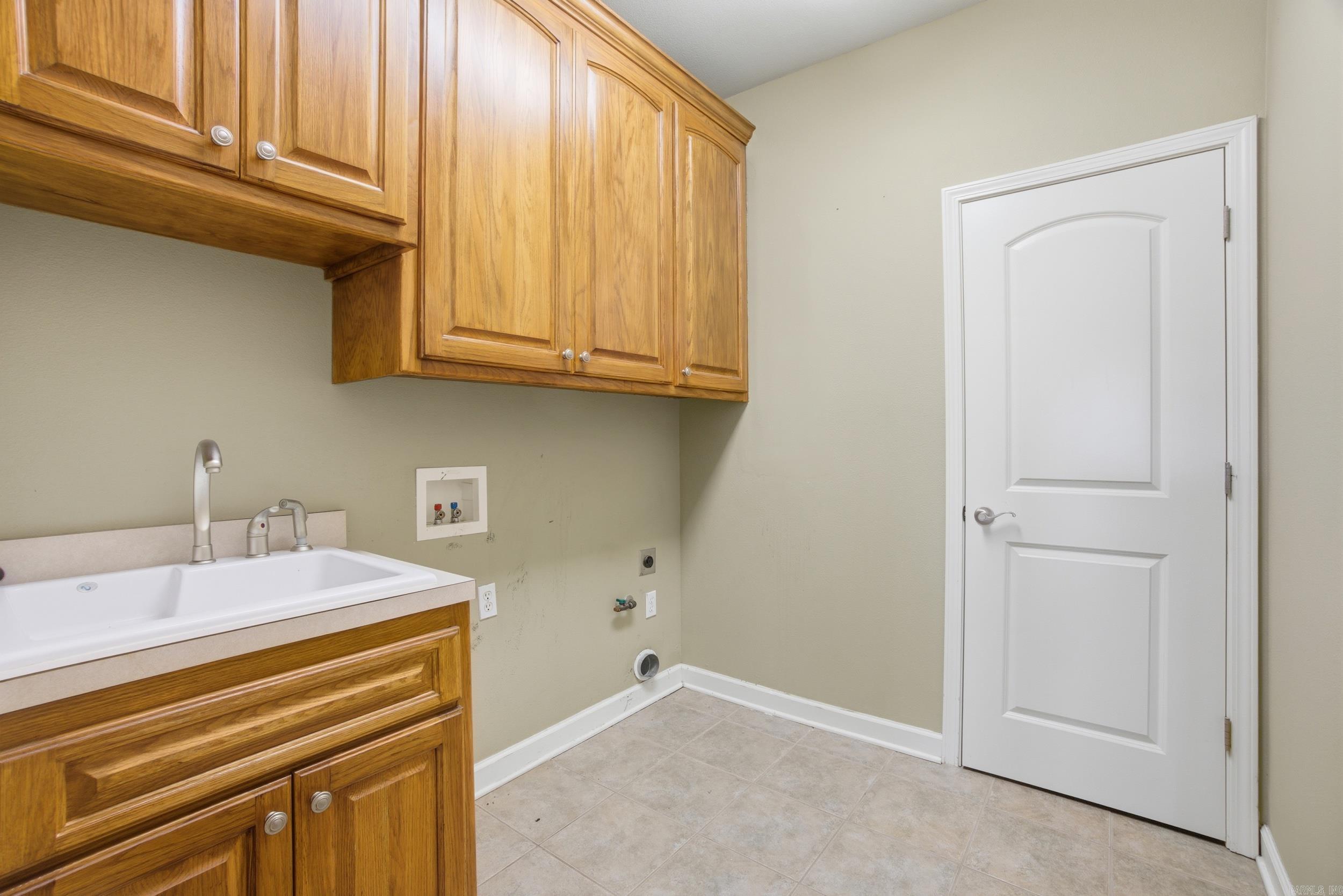 2281 Lookout Mountain Road  Benton, AR