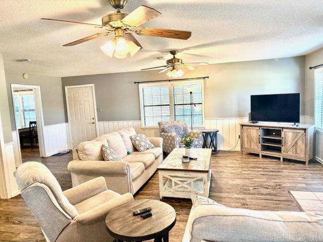 1961 Southfork  Okolona, AR