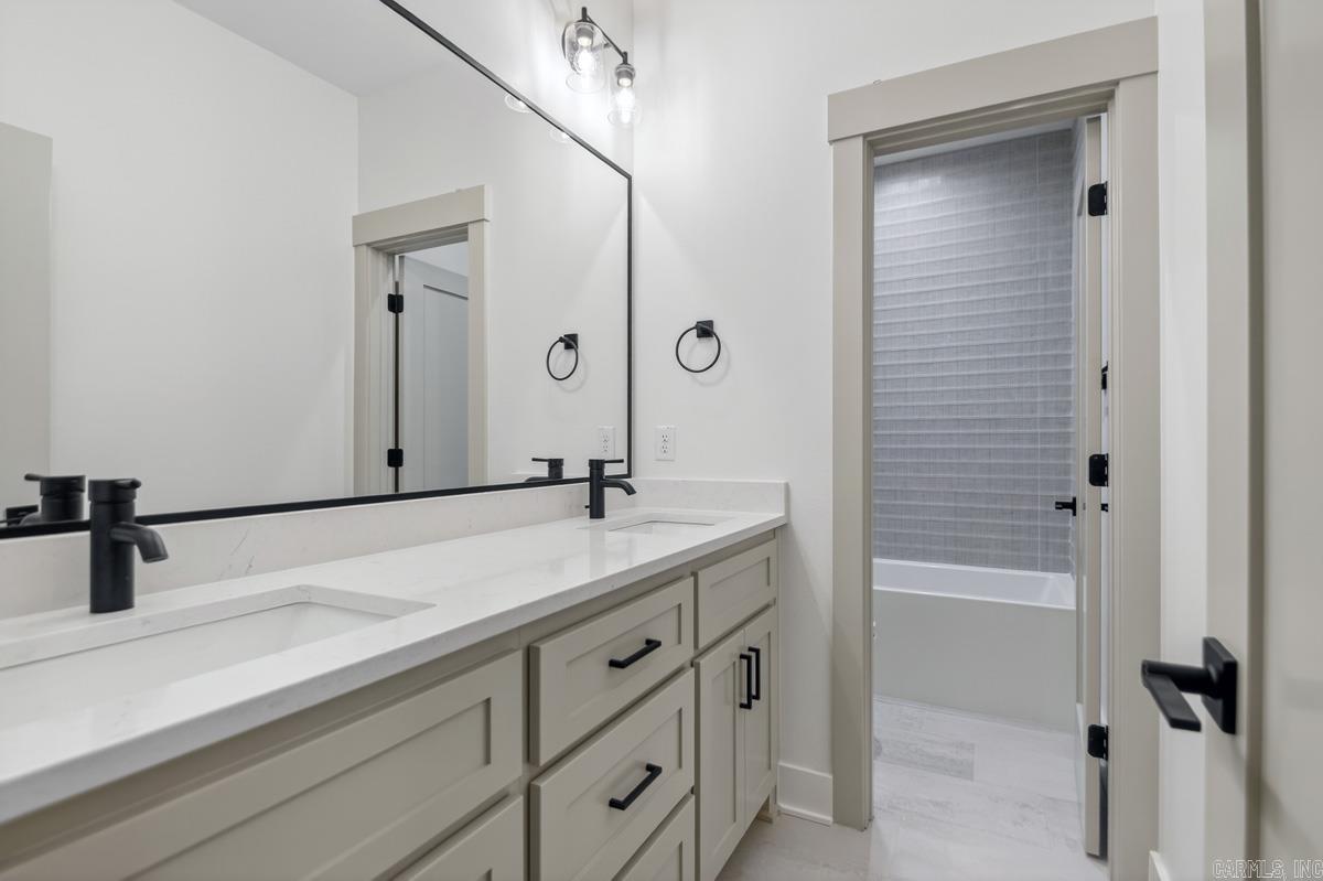 137 Kinley Loop Little Rock, AR 72223