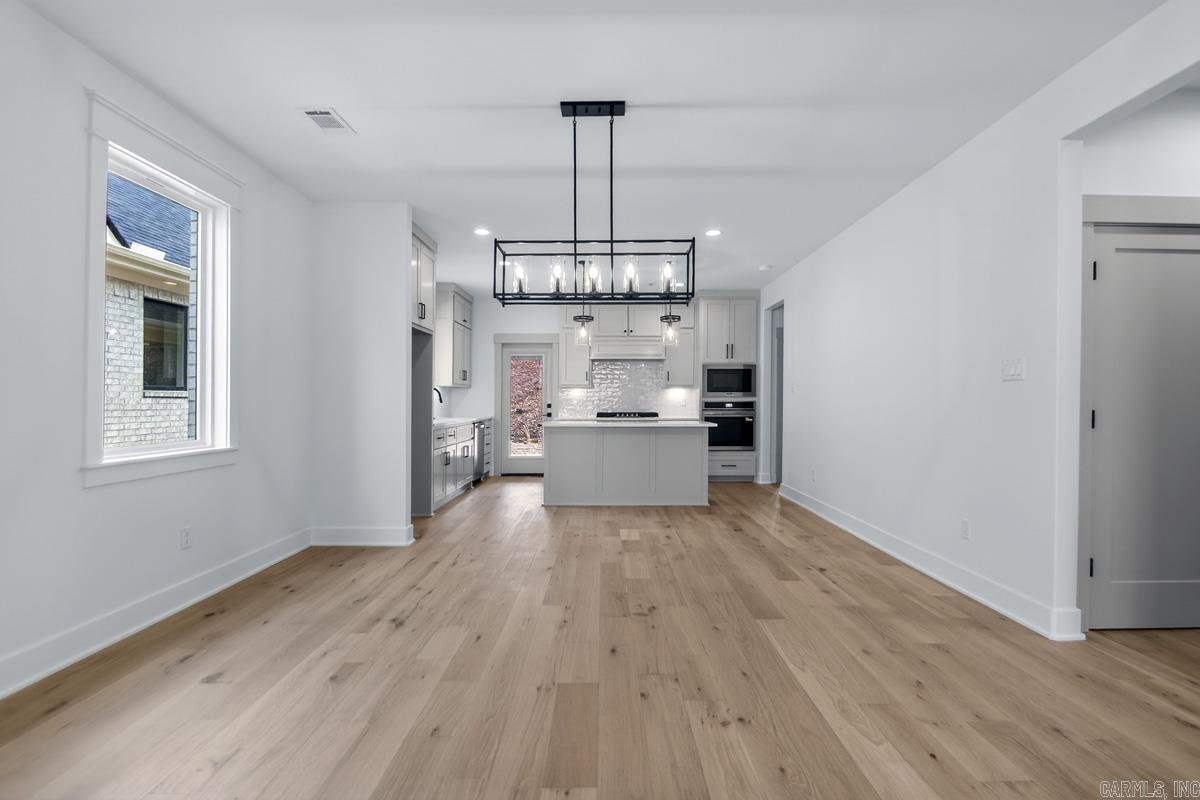 137 Kinley Loop Little Rock, AR 72223